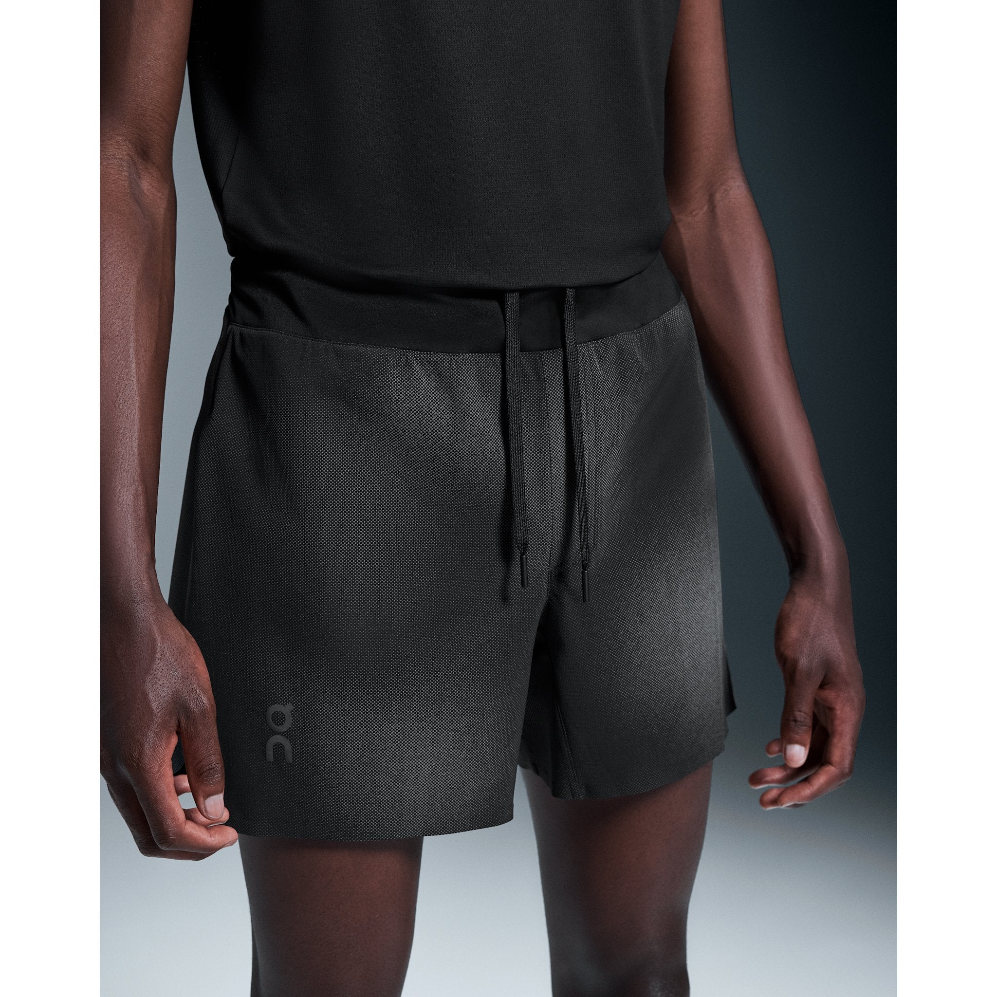 On Lightweight Shorts Lumos Black