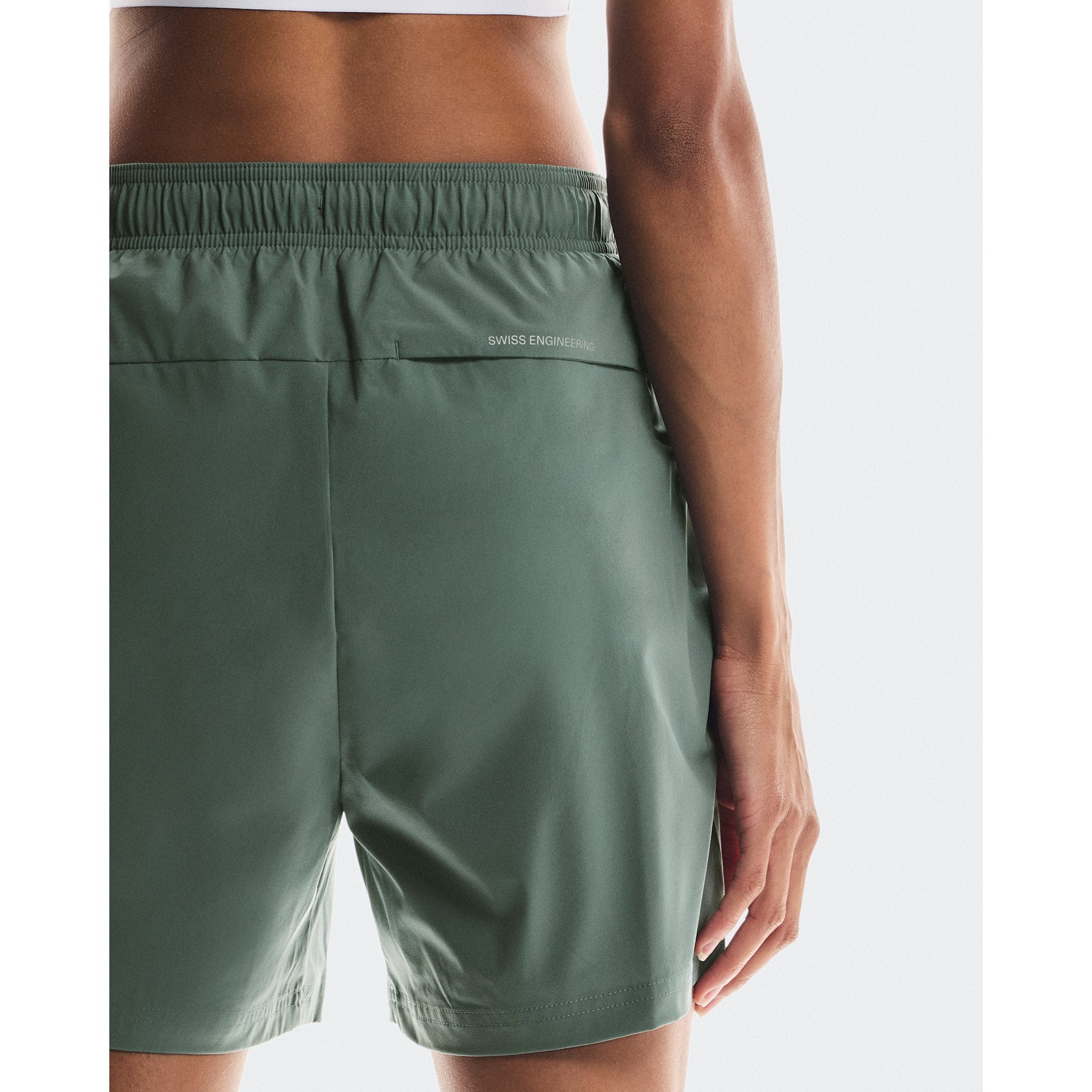 On 5" Core Shorts Olive