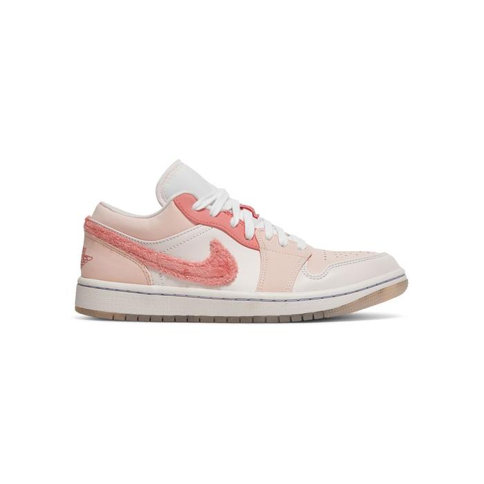 Nike Wmns Air Jordan 1 Low SE 'Mighty Swooshers'