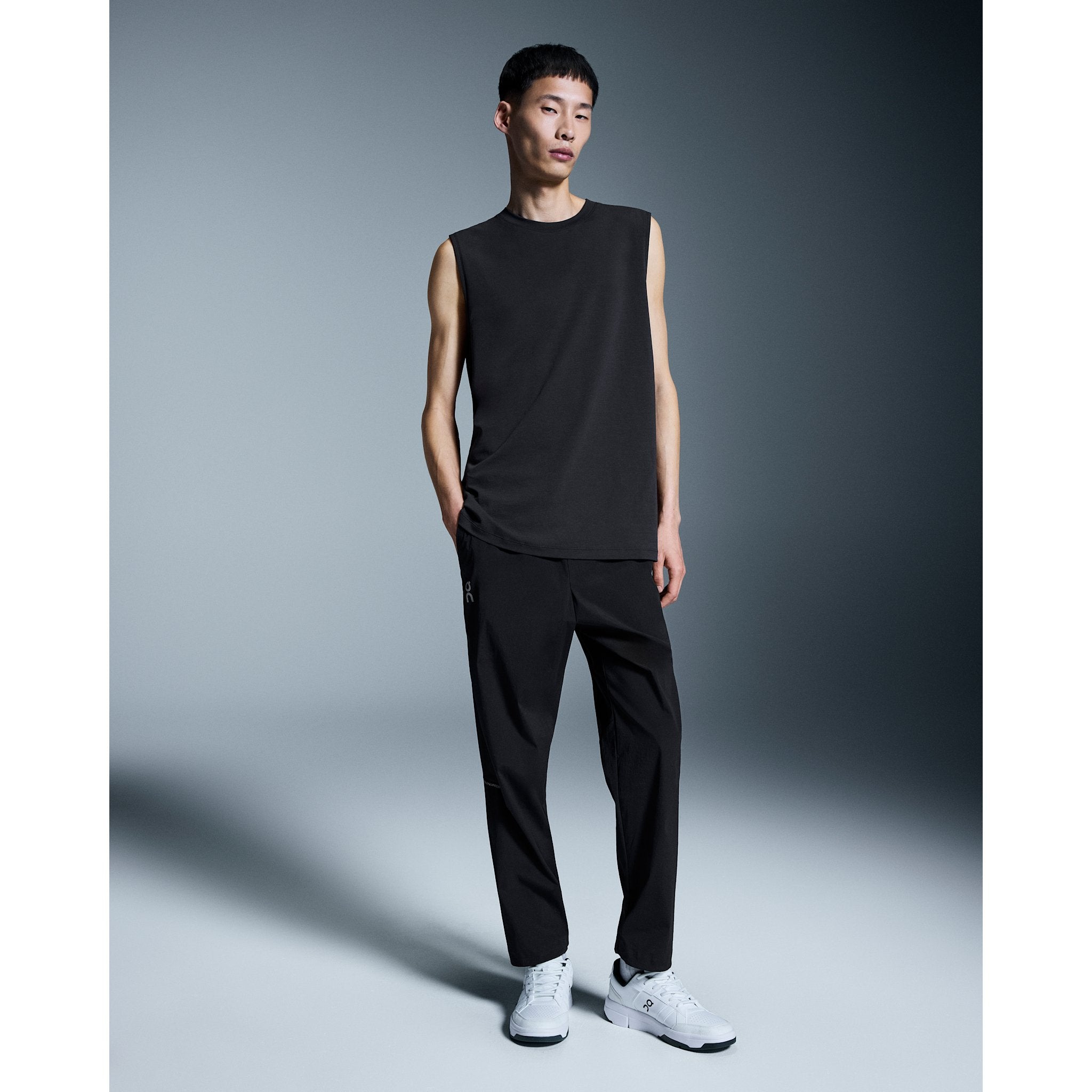 On Focus Tank Black