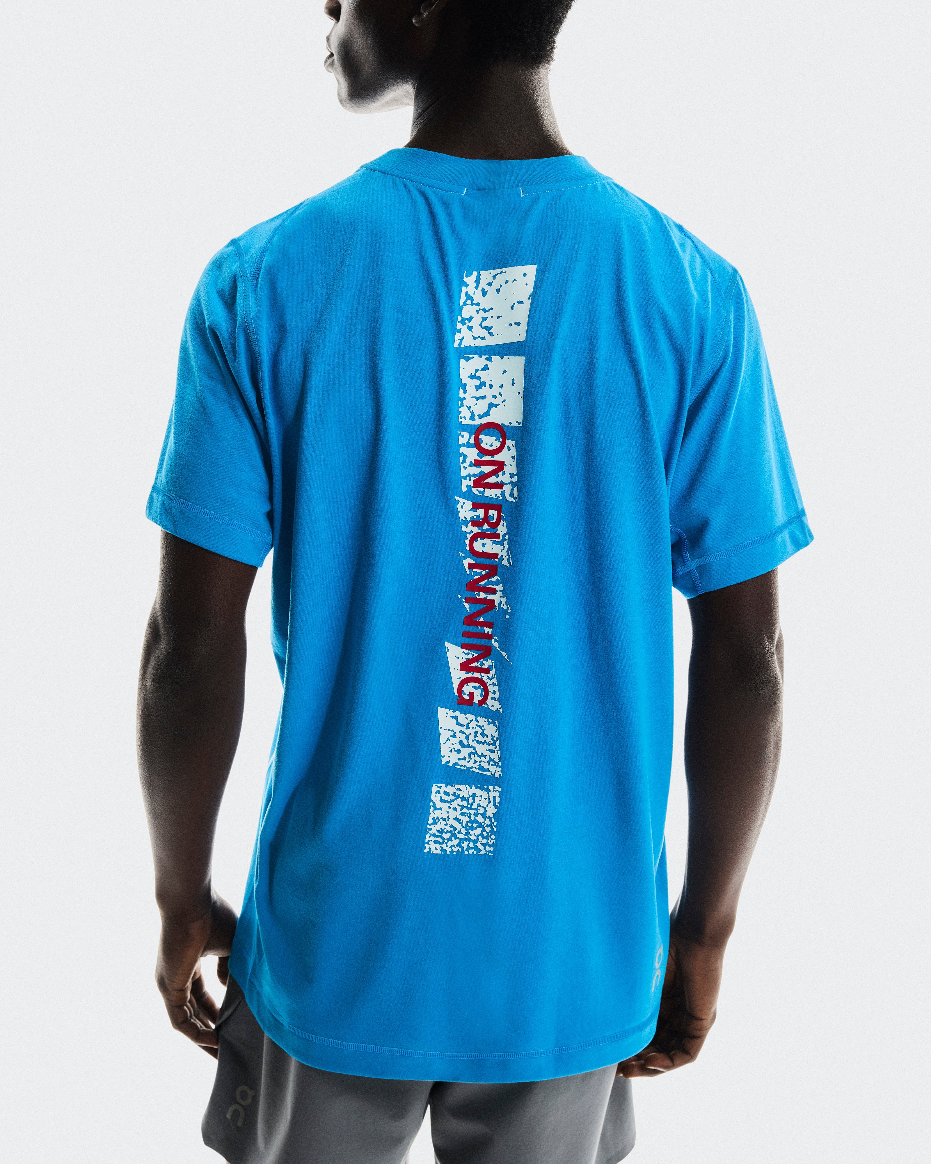 On Train-T Graphic Malibu