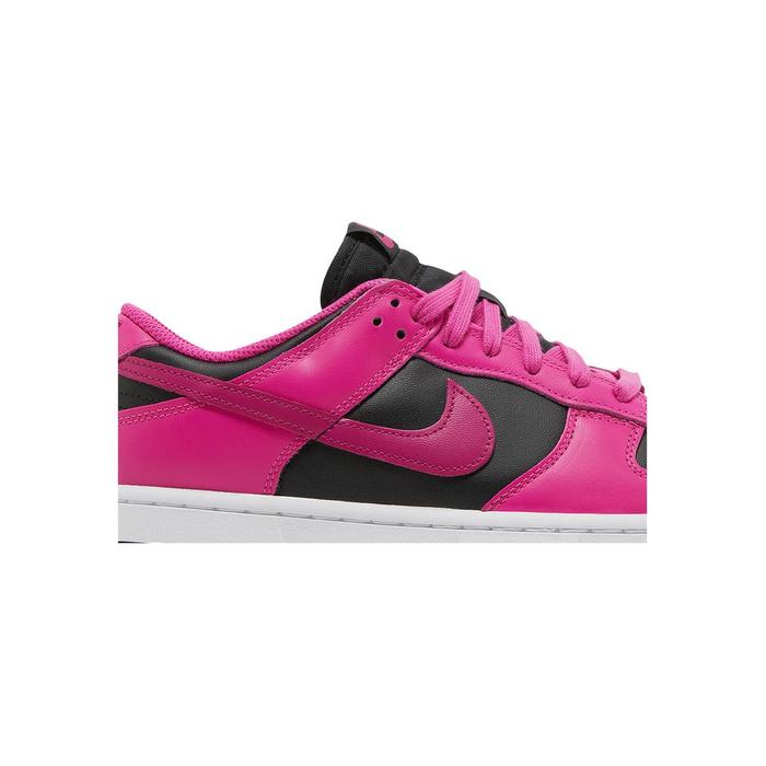 Nike Wmns Dunk Low 'Fierce Pink Black'