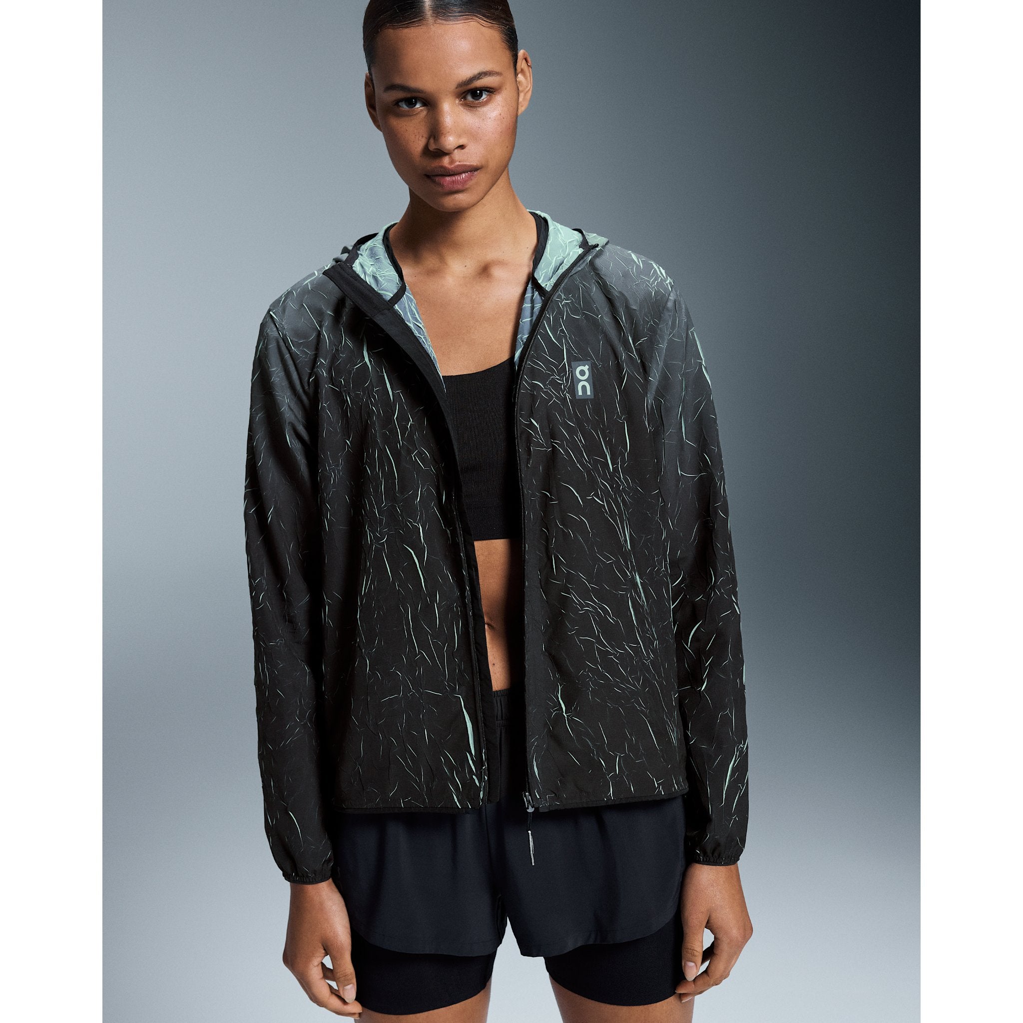 On Pace Run Jacket Black | Lima