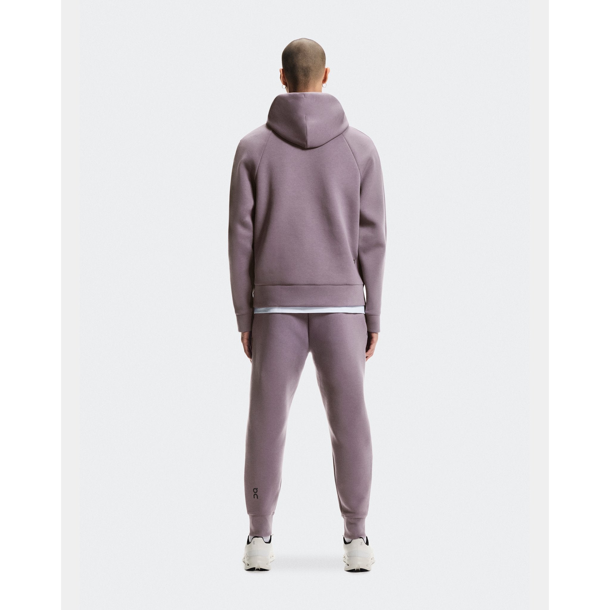 On Focus Tech Hoodie Dewberry