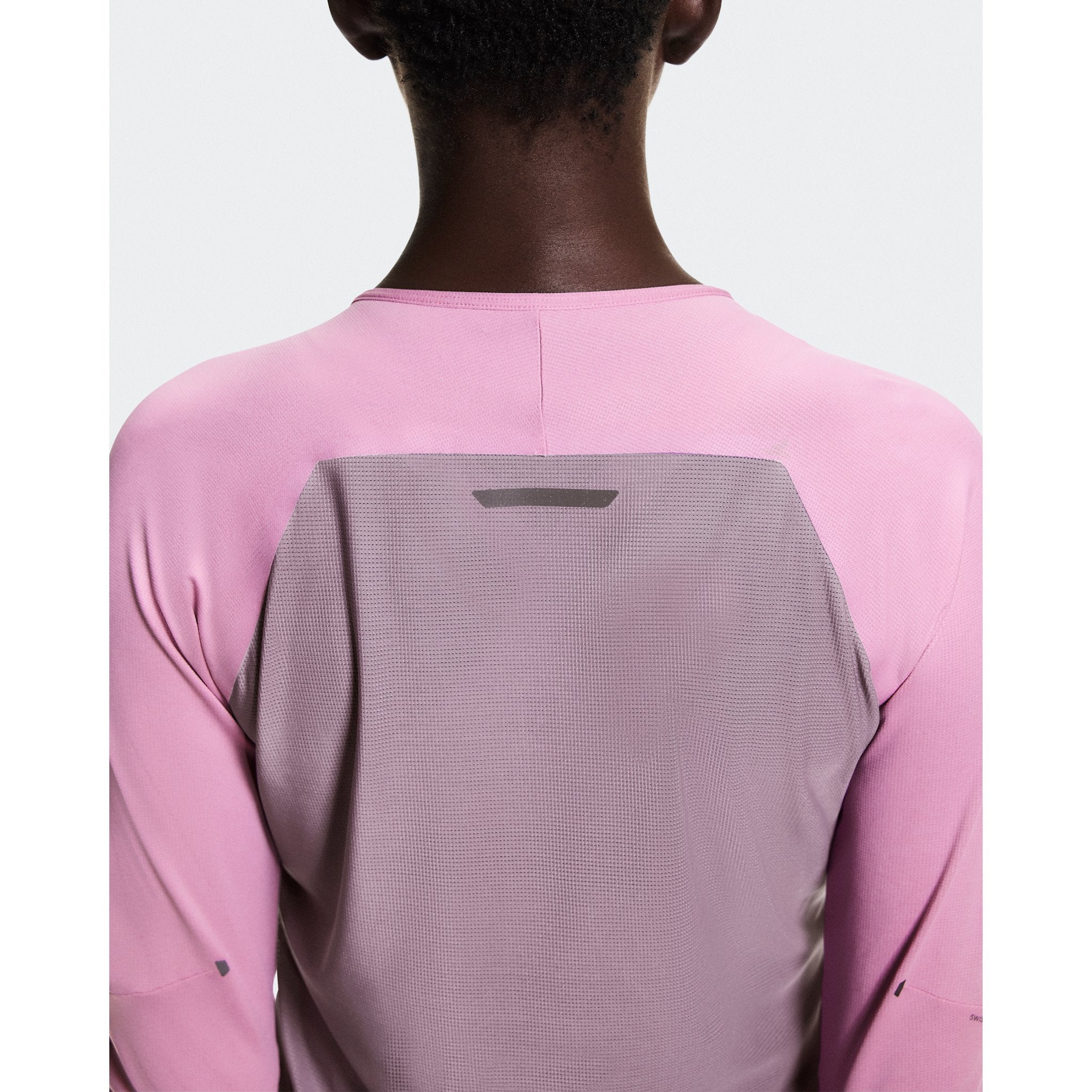 On Performance Long-T Sakura | Dewberry