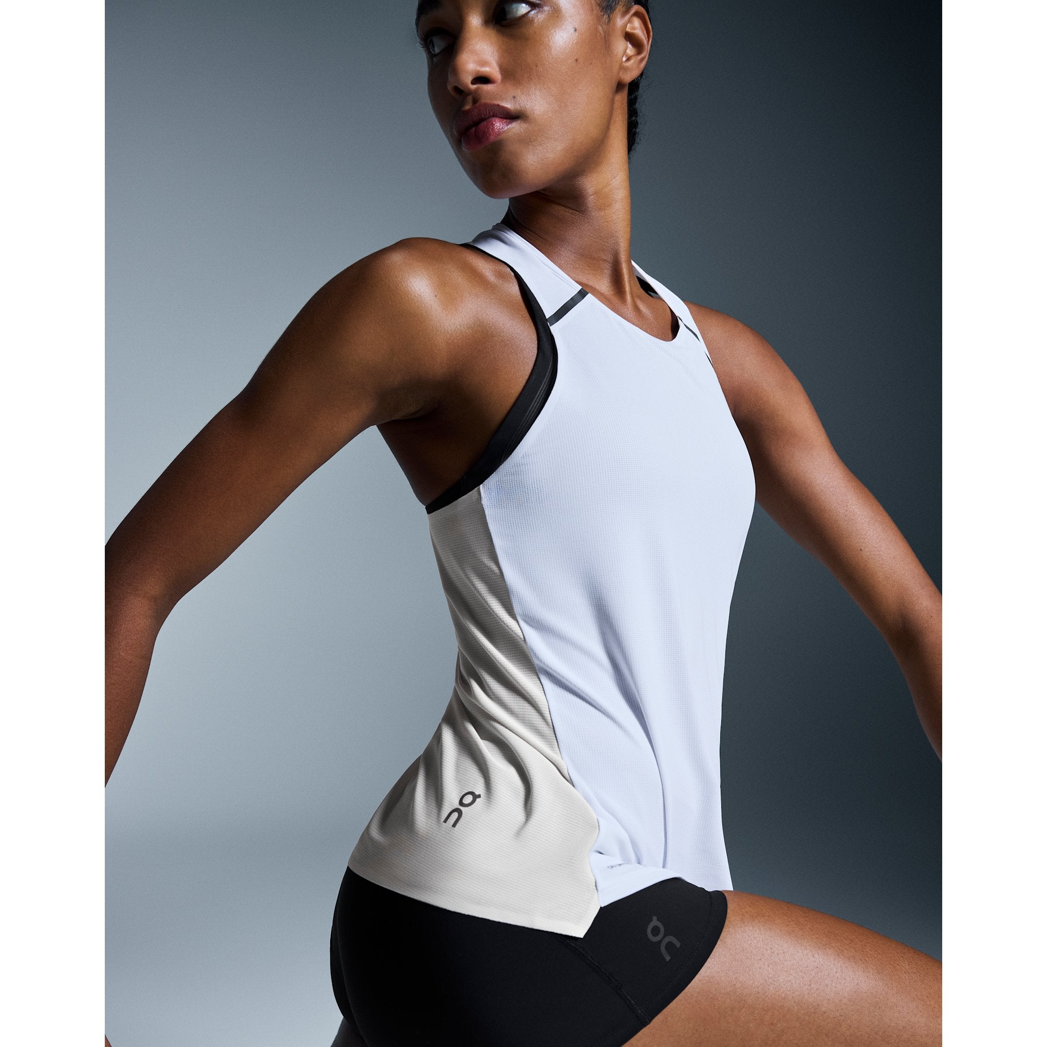 On Performance Tank White | Silver