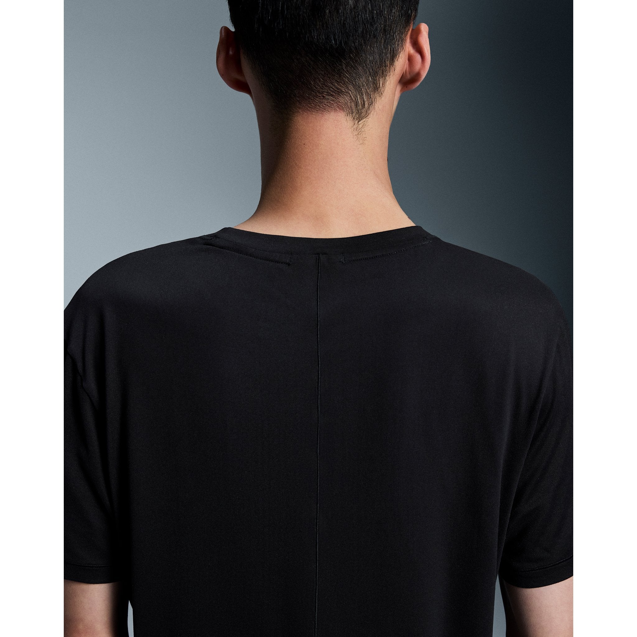 On Studio-T Black