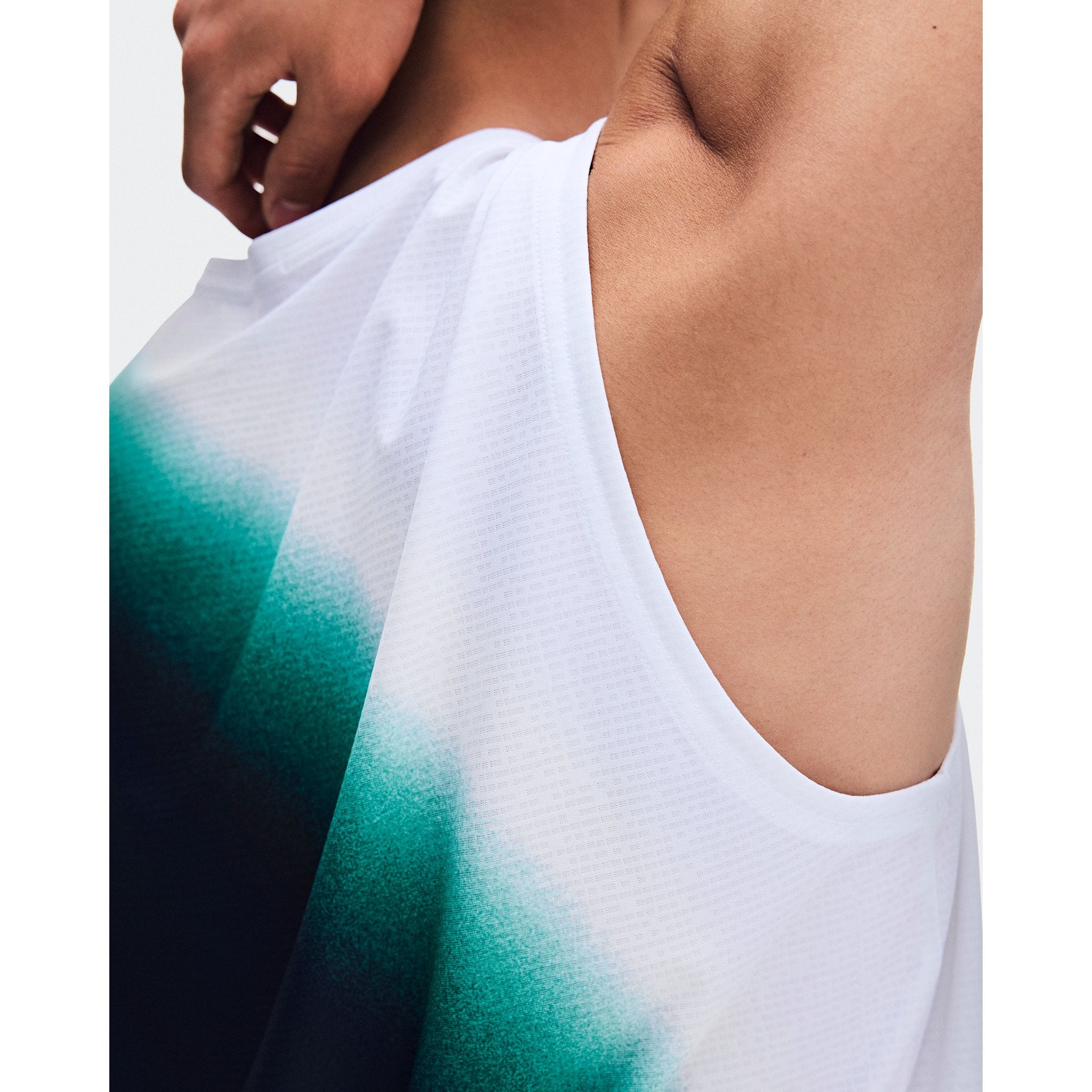 On Court Tank Swing White | Neem