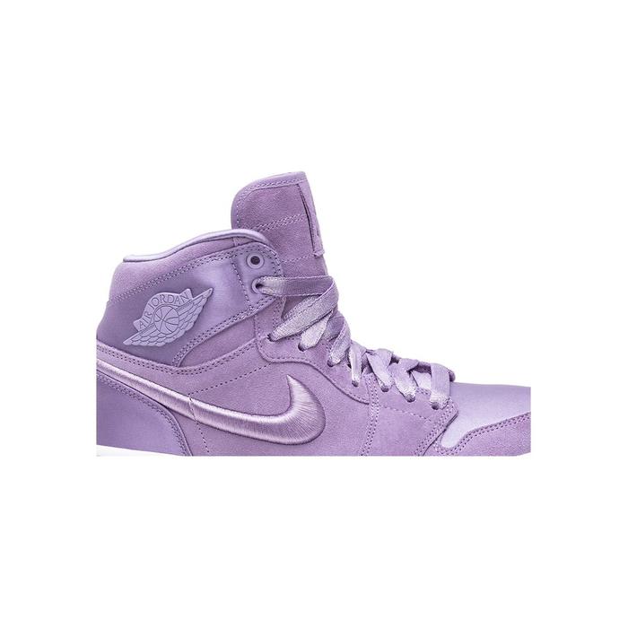 Nike Wmns Air Jordan 1 Retro High 'Season of Her: Orchid'