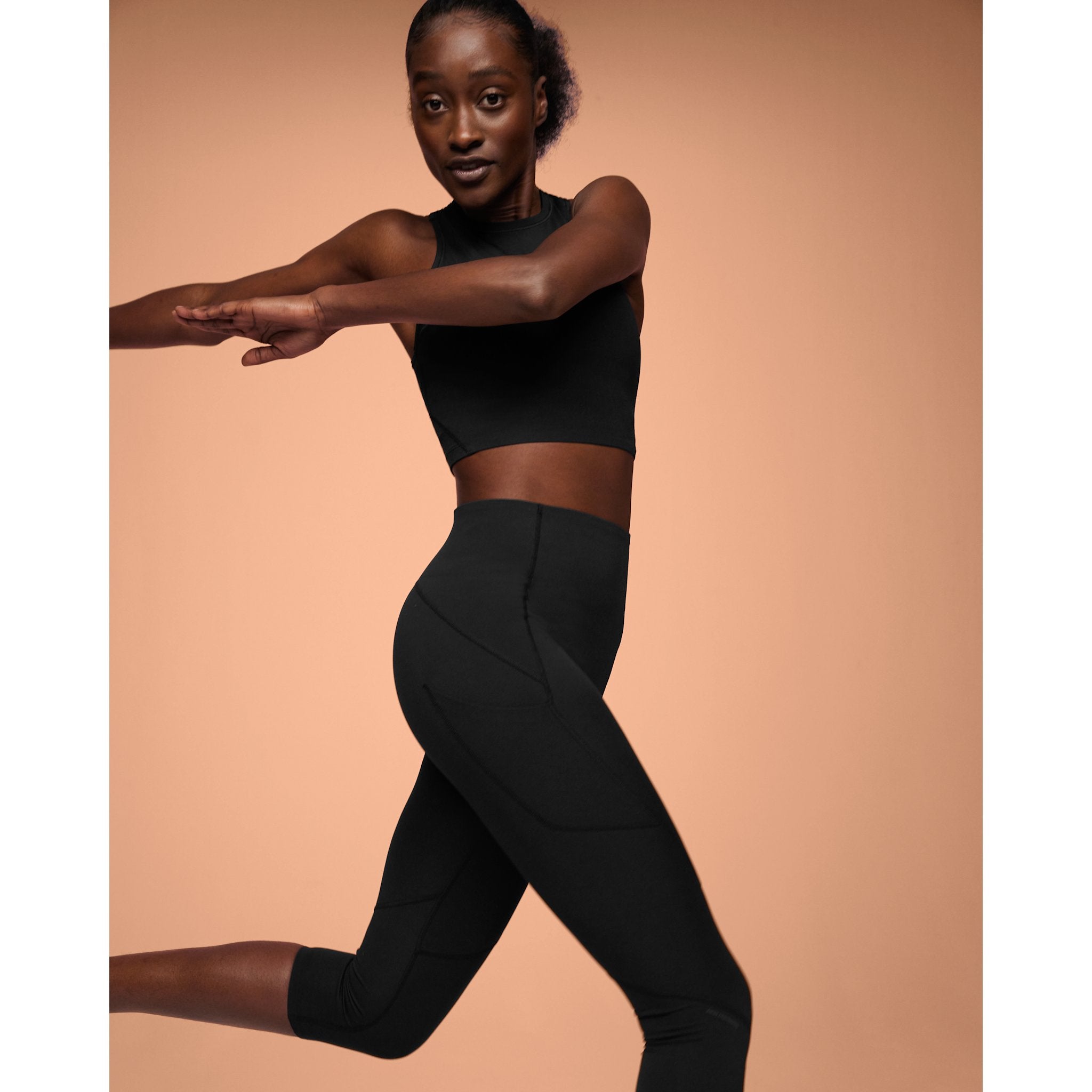 On Movement 3/4 Tights Black
