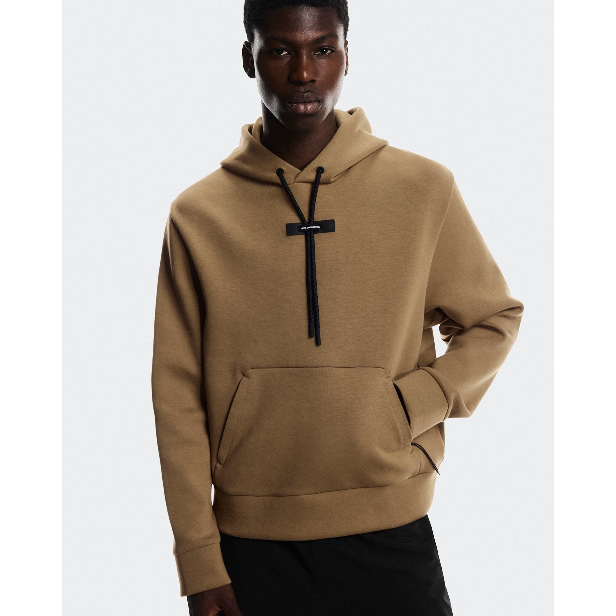 On Focus Tech Hoodie Nutmeg