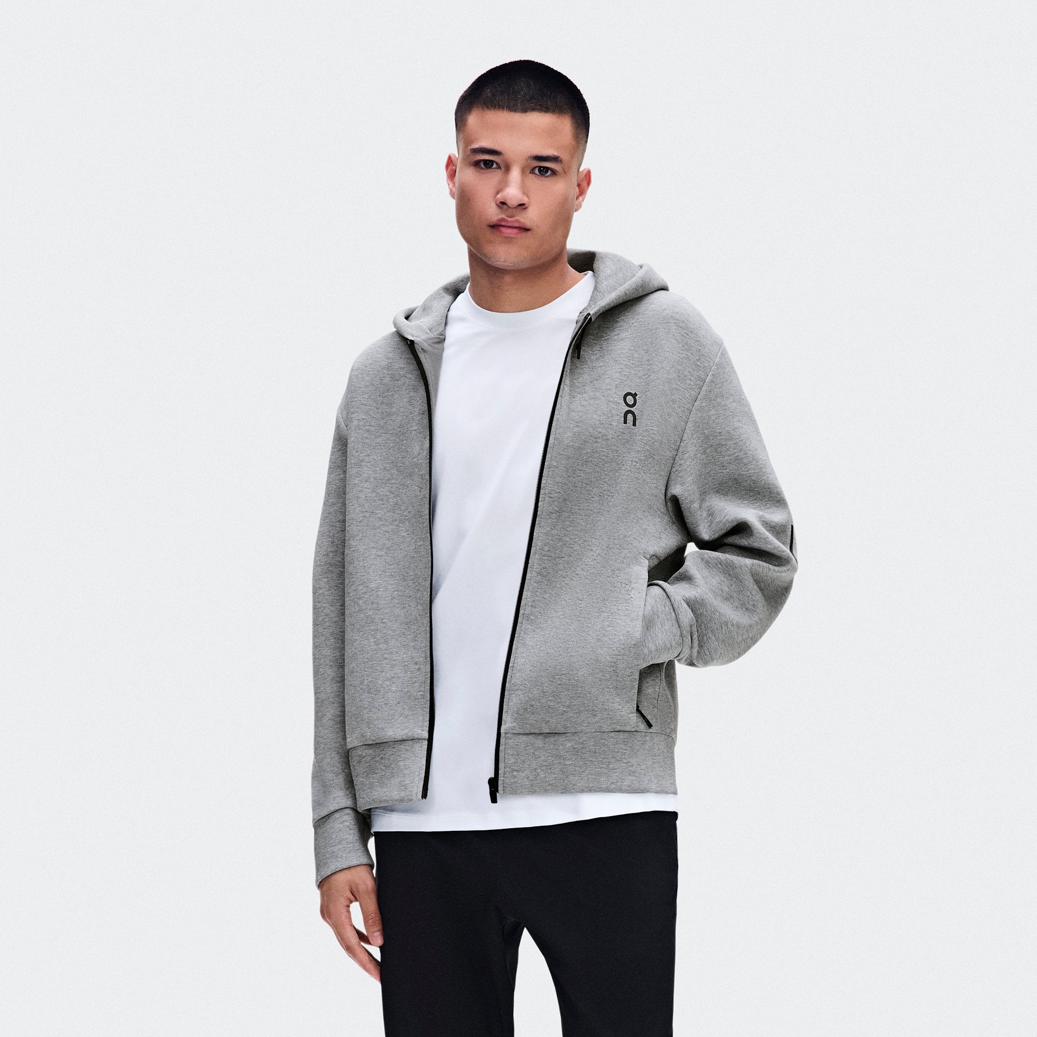 On Focus Tech Zip Hoodie Basalt
