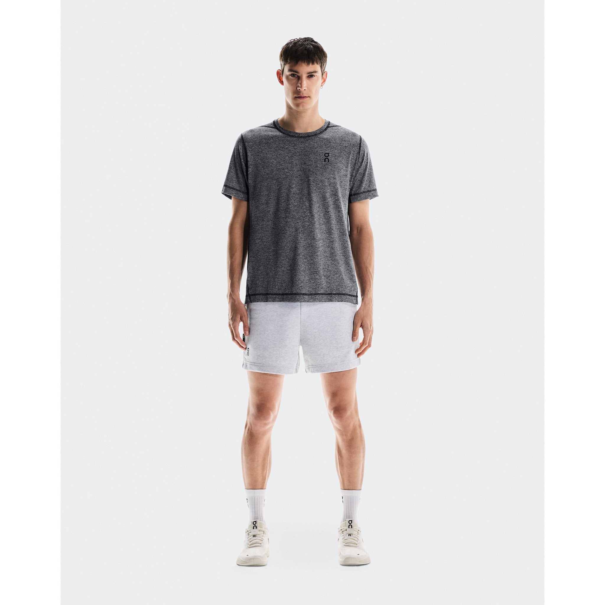 On Courtside-T Graphite