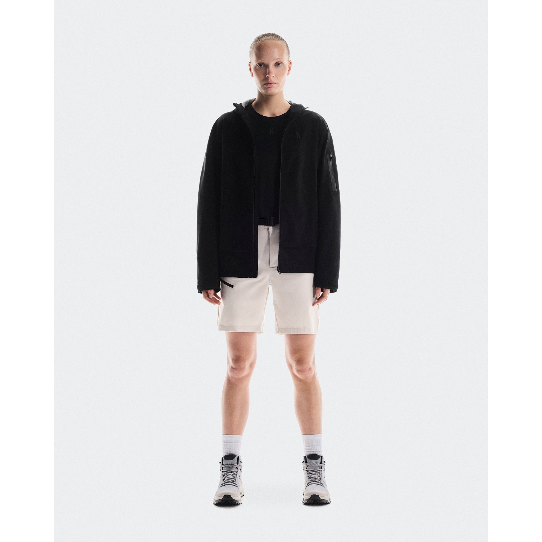 On Trek Short Silver