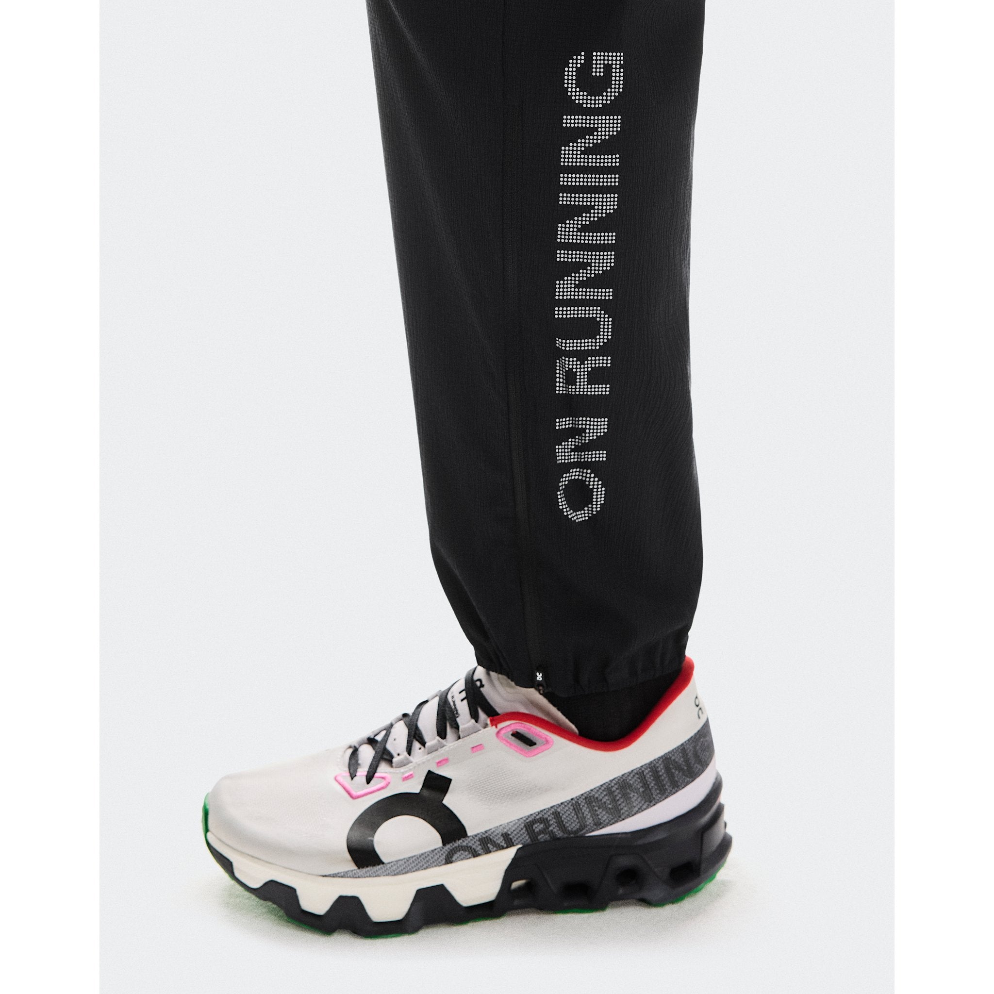 On Pace Pants Black