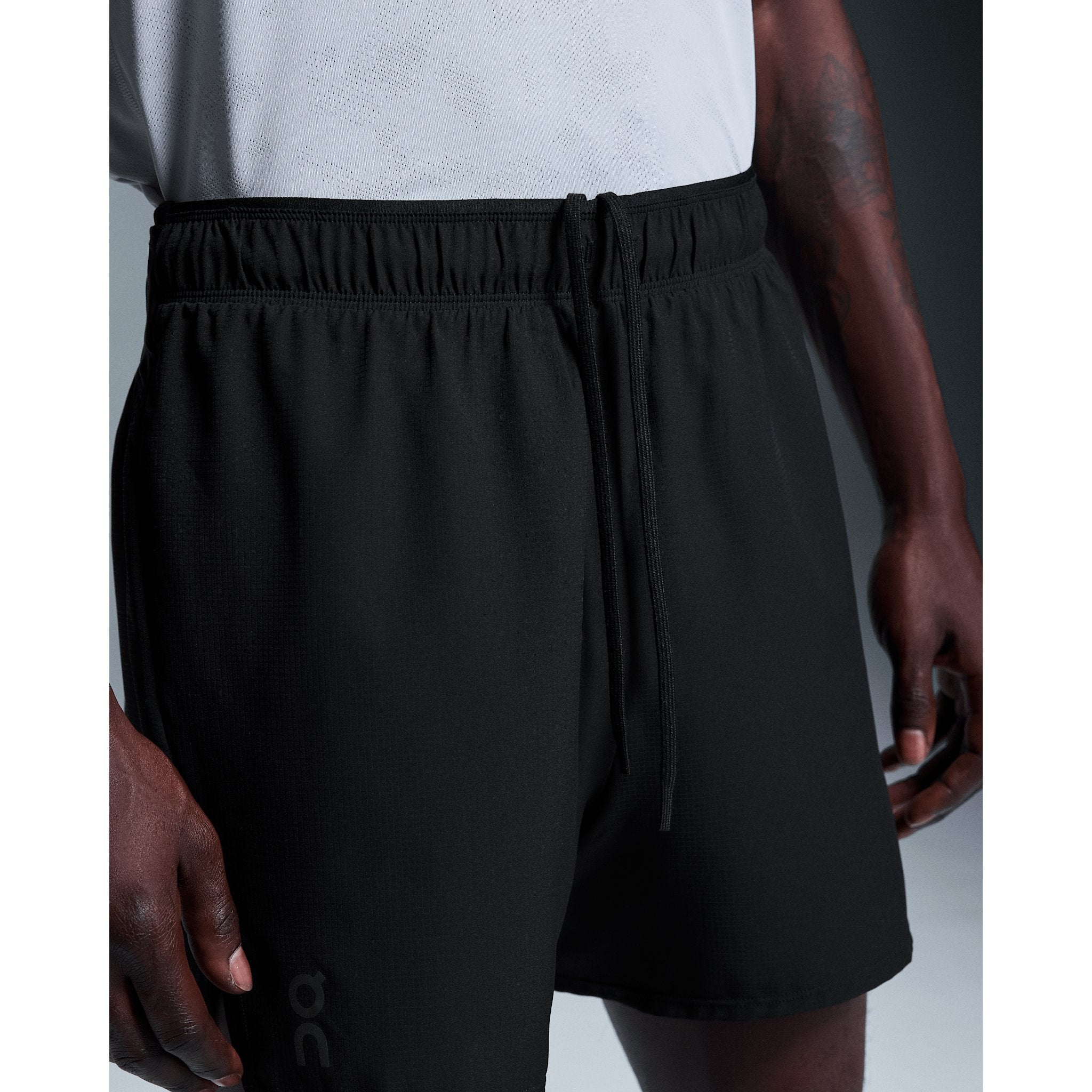 On Trail Shorts Black