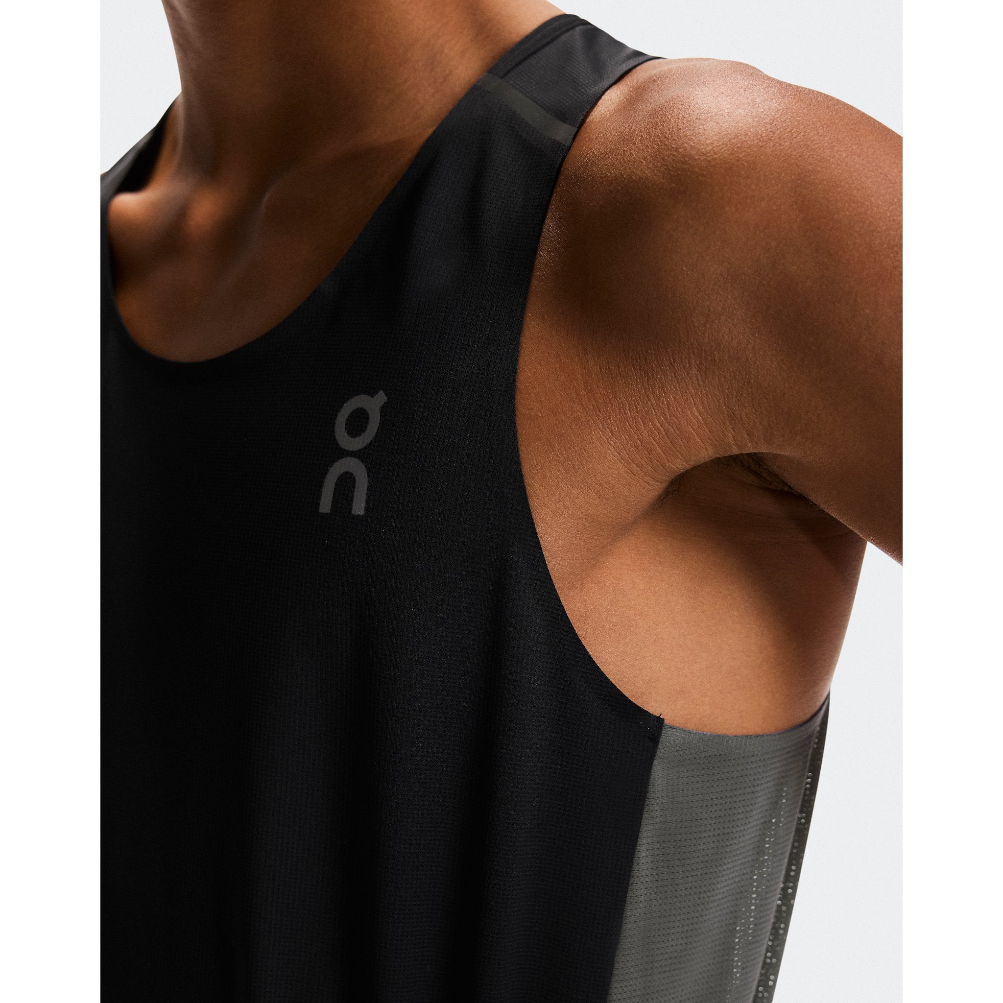 On Performance Tank Black | Eclipse