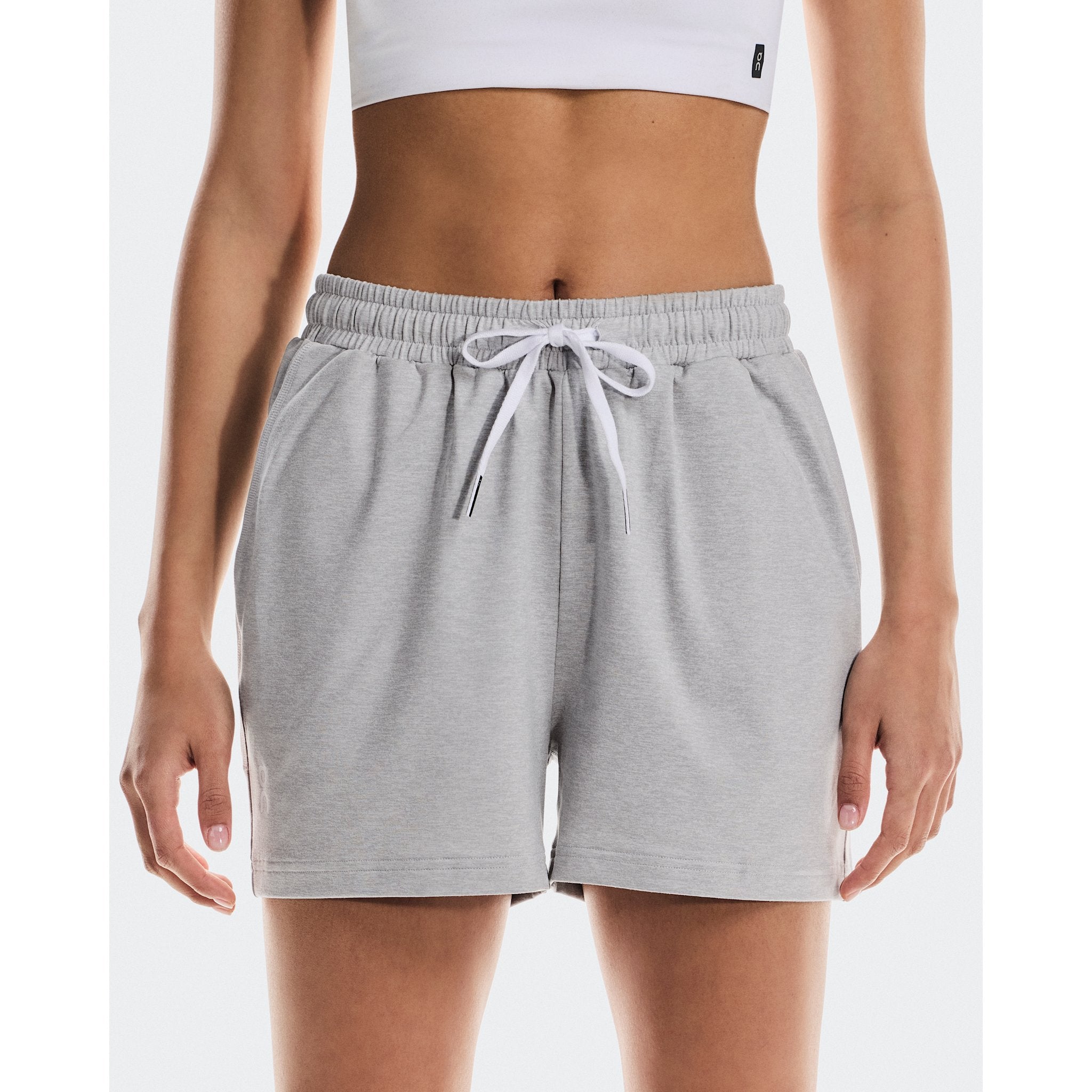 On Courtside Shorts Gravel