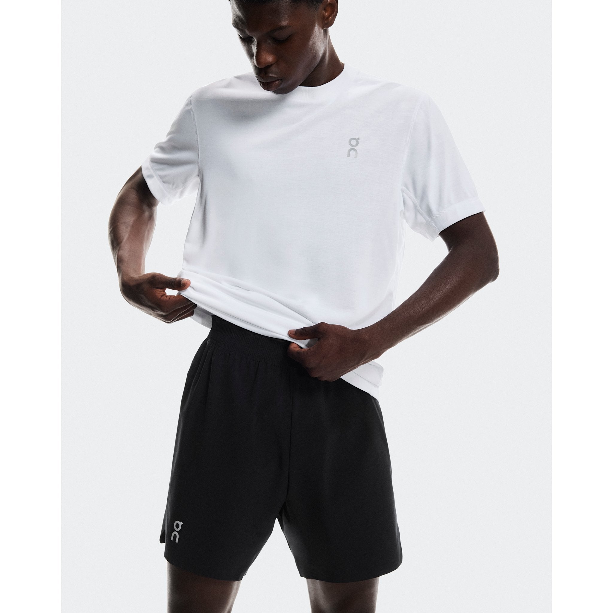 On Train Shorts Black