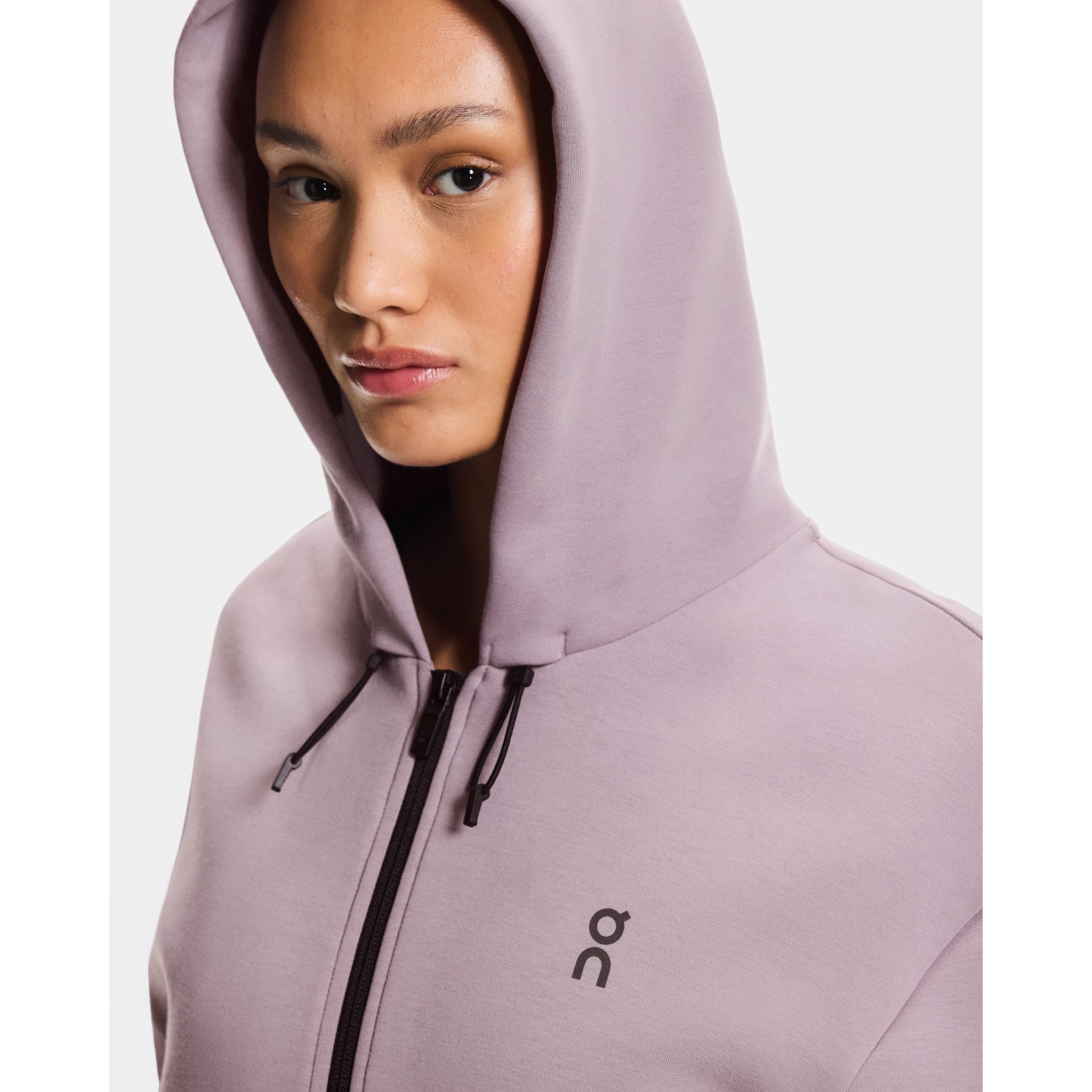 On Focus Tech Zip Hoodie Heron