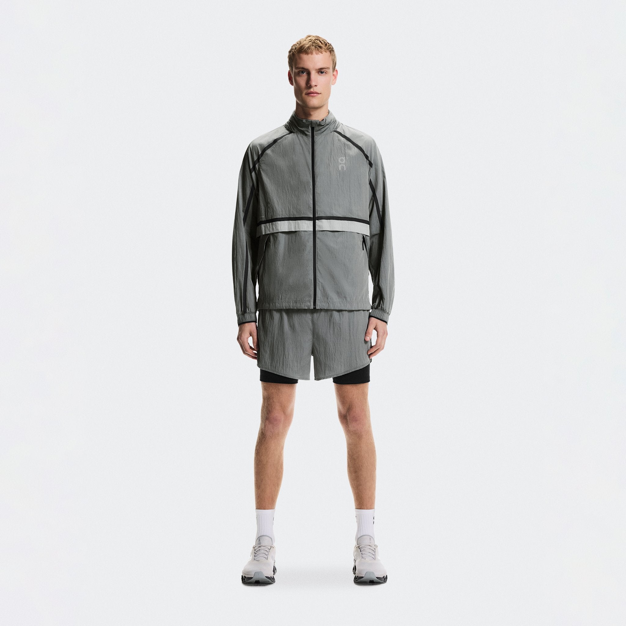 On Performance Volt Shorts Glacier