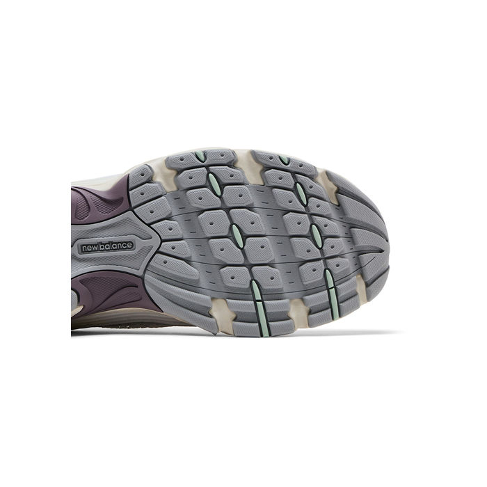 New Balance 530 'Sea Salt Ice Wine'