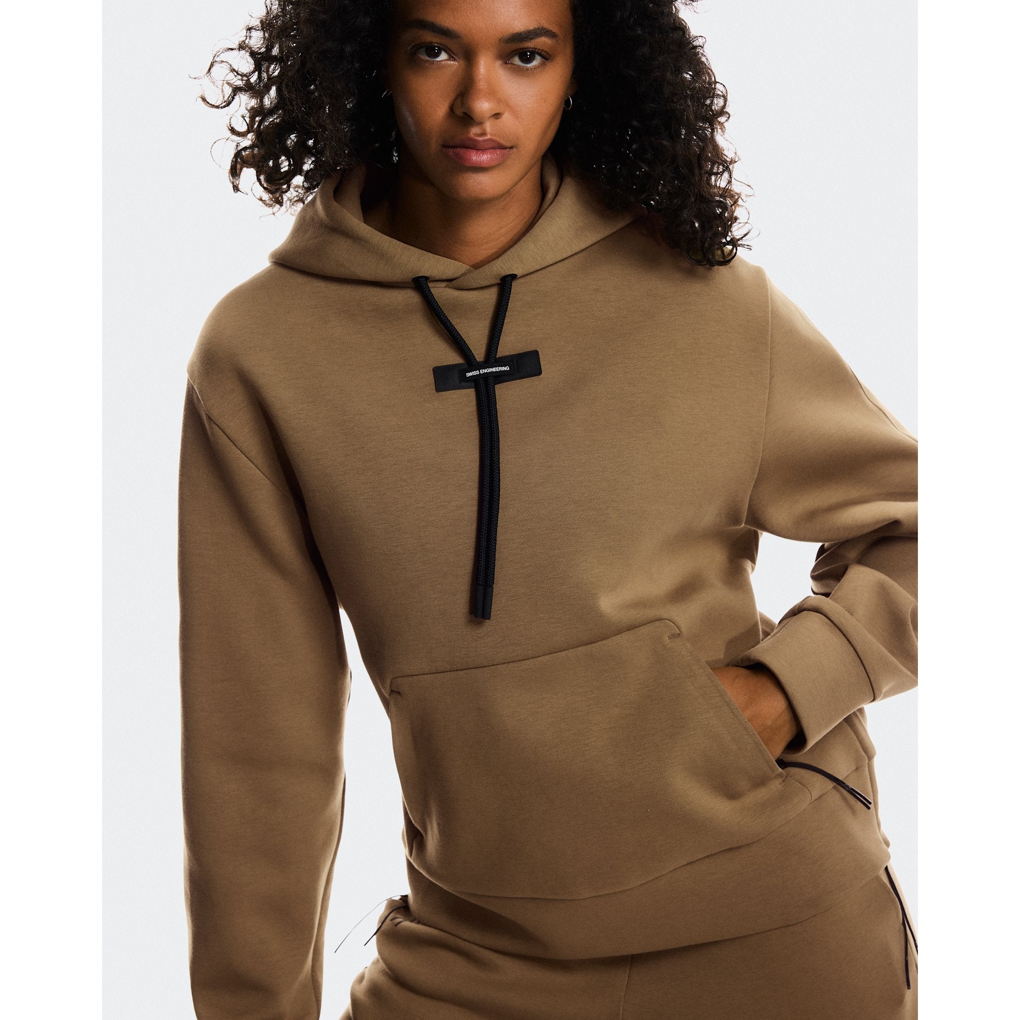 On Focus Tech Hoodie Nutmeg