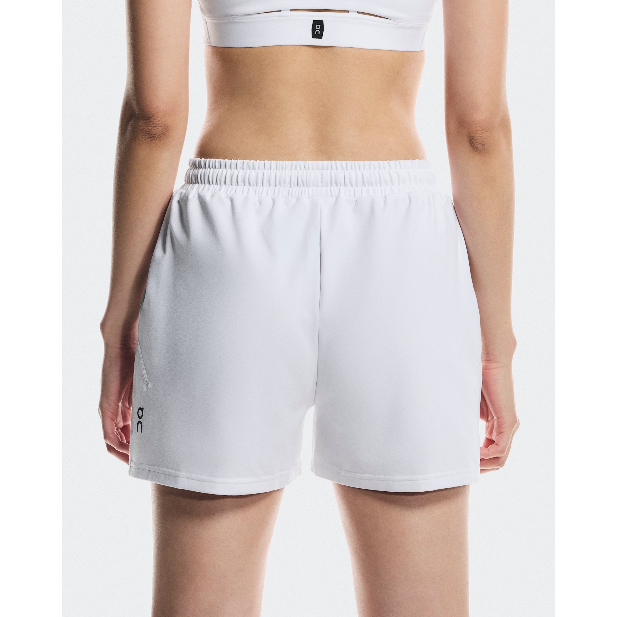 On Courtside Shorts White