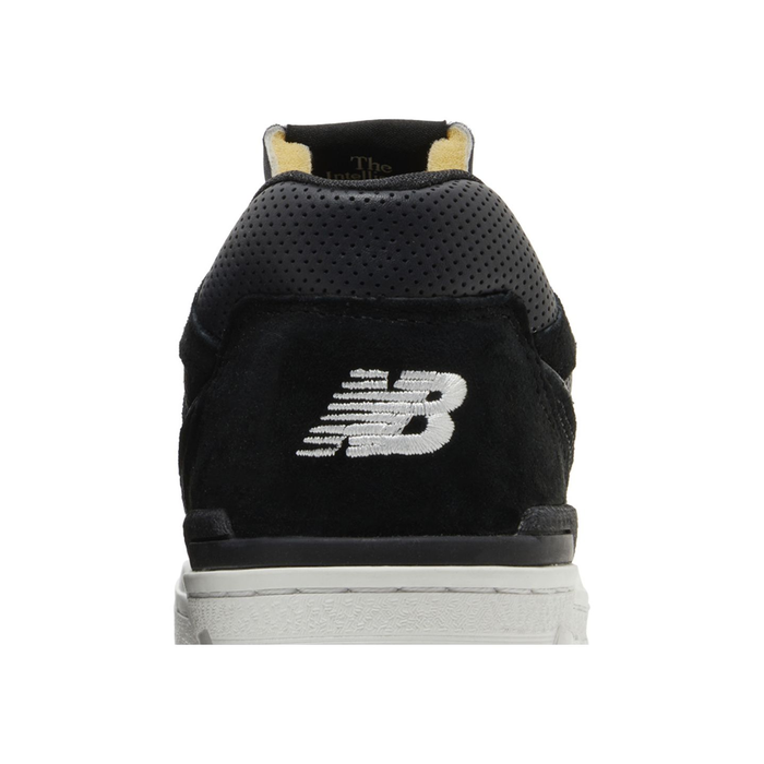 New Balance 550 'Black Grey Matter'