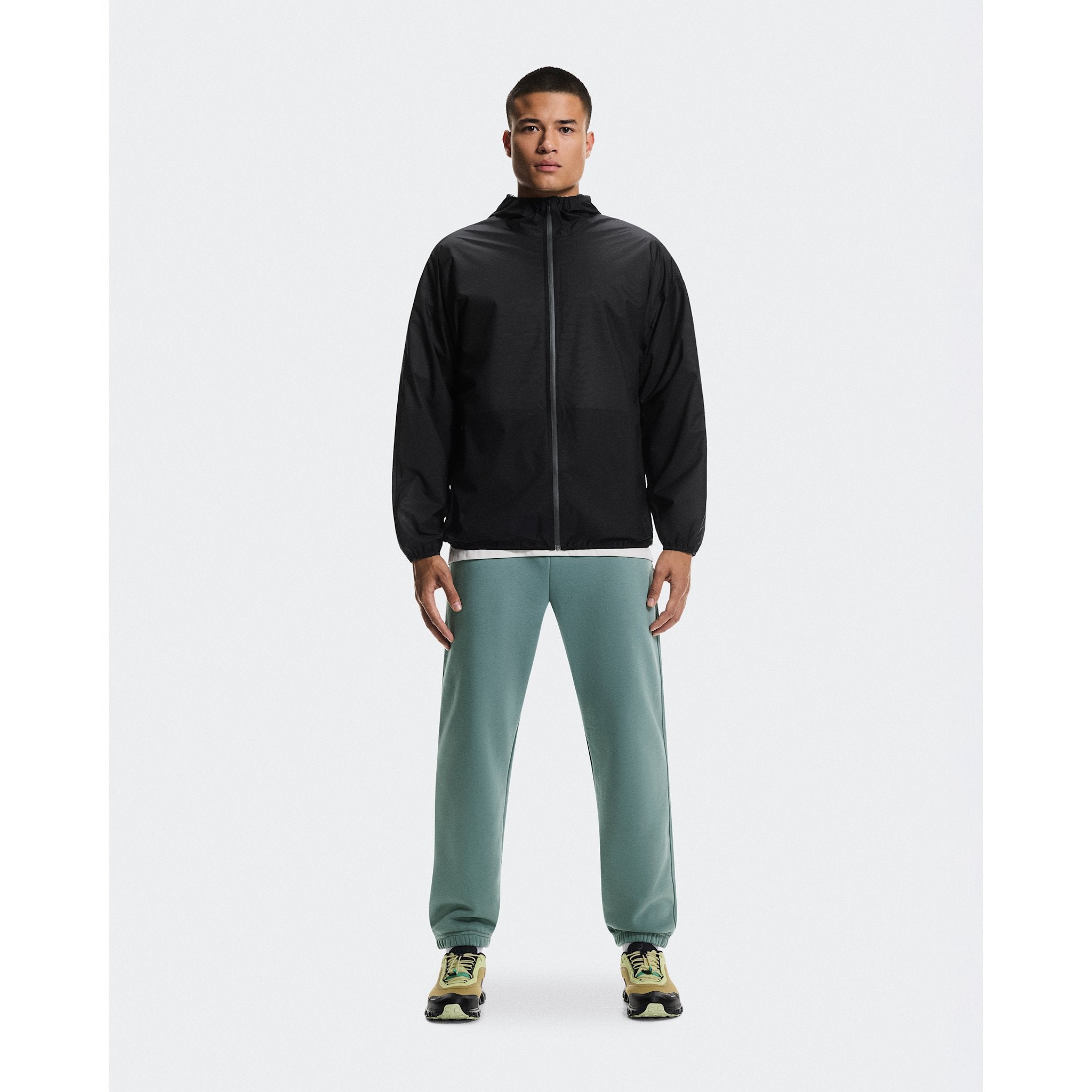 On Explore Lightweight Waterproof Jacket Black