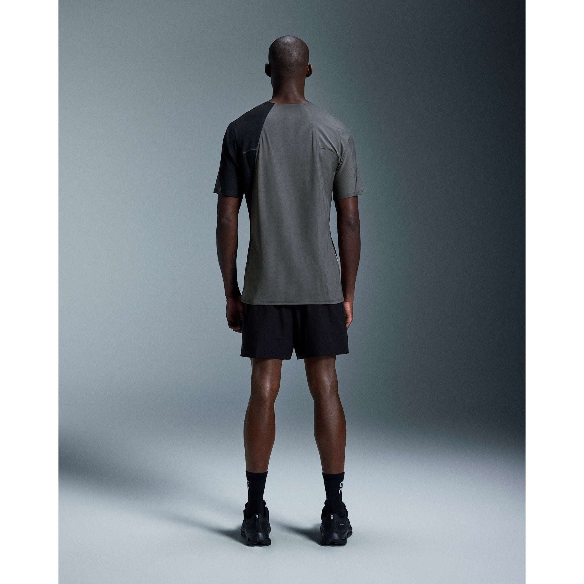 On Ultra Shorts Black | Black