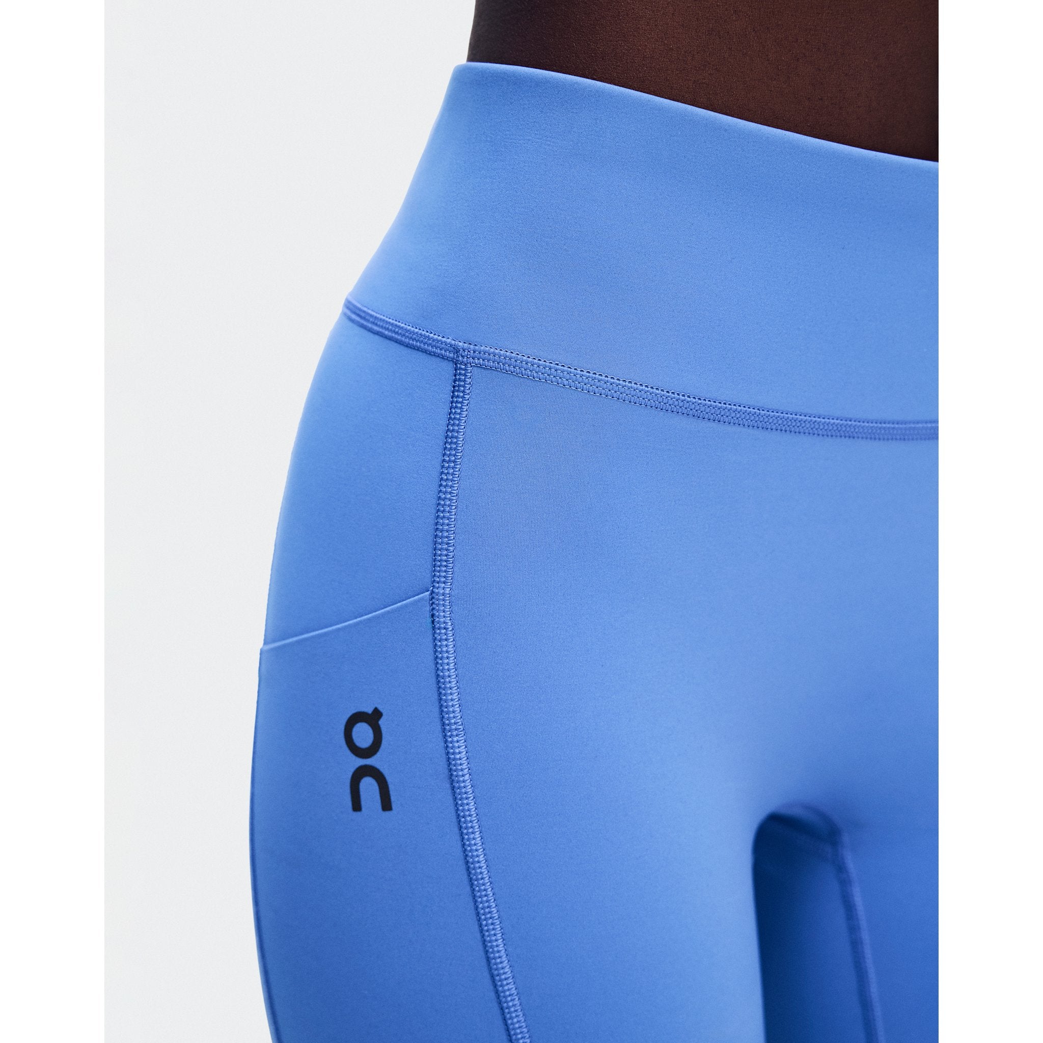 On Performance Tights Short Sailor