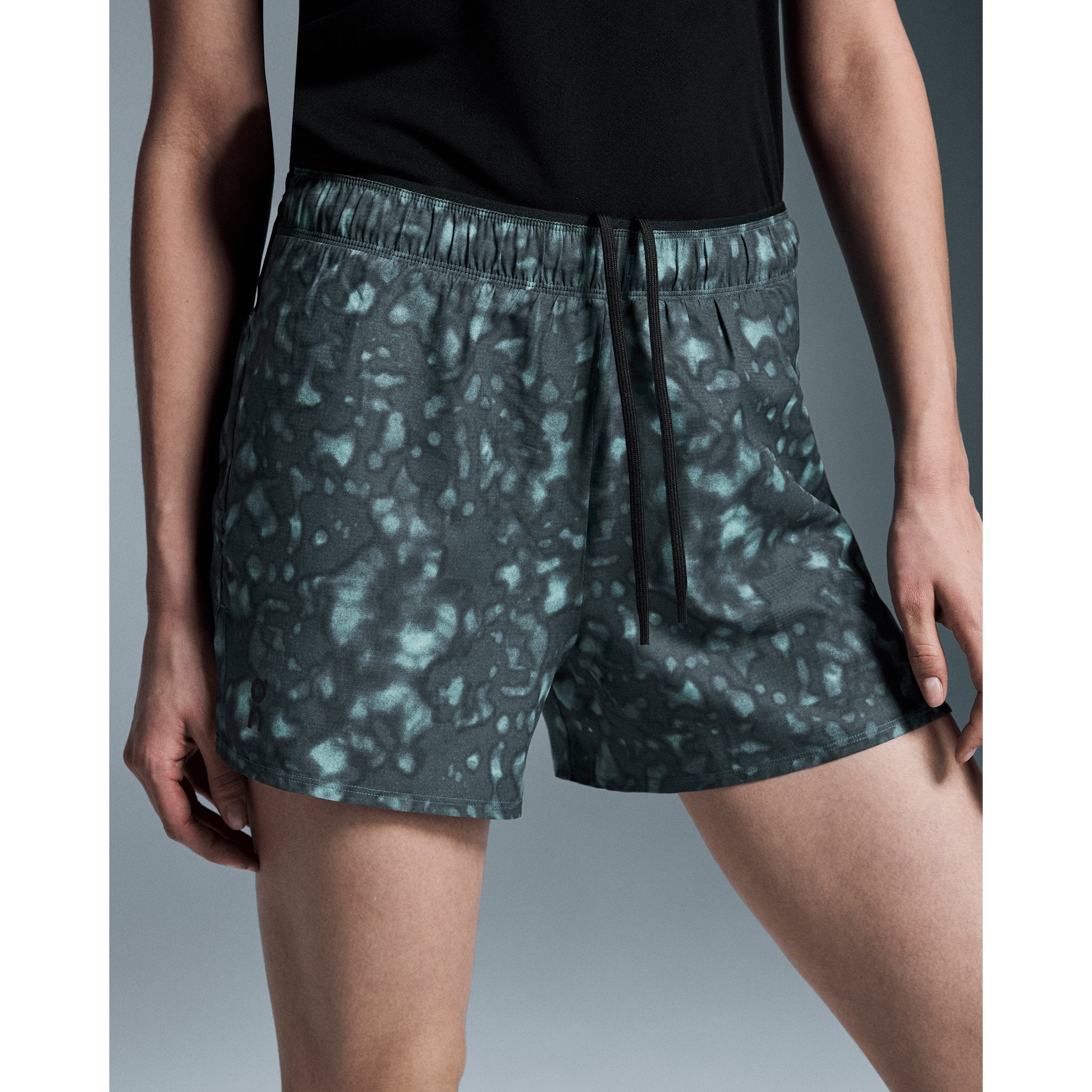 On Trail Shorts Storm