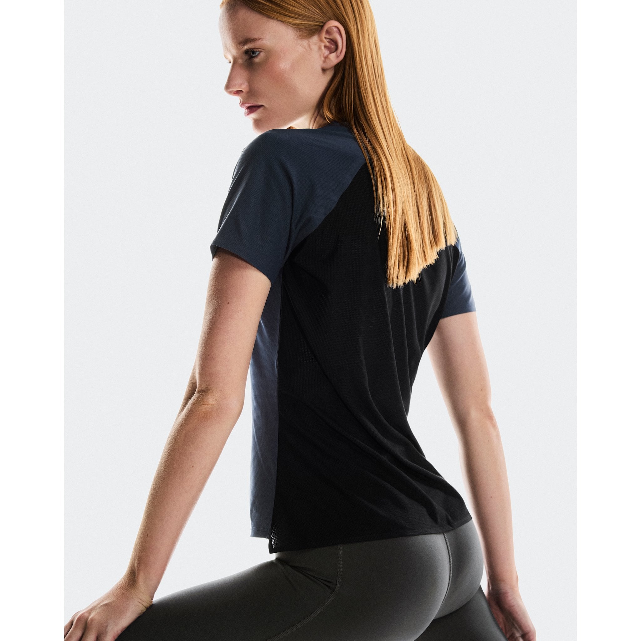 On Performance-T Navy | Black