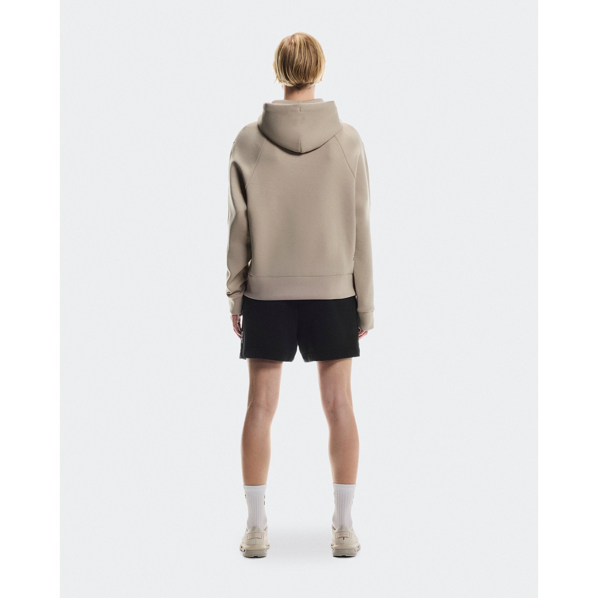 On Focus Tech Hoodie Desert