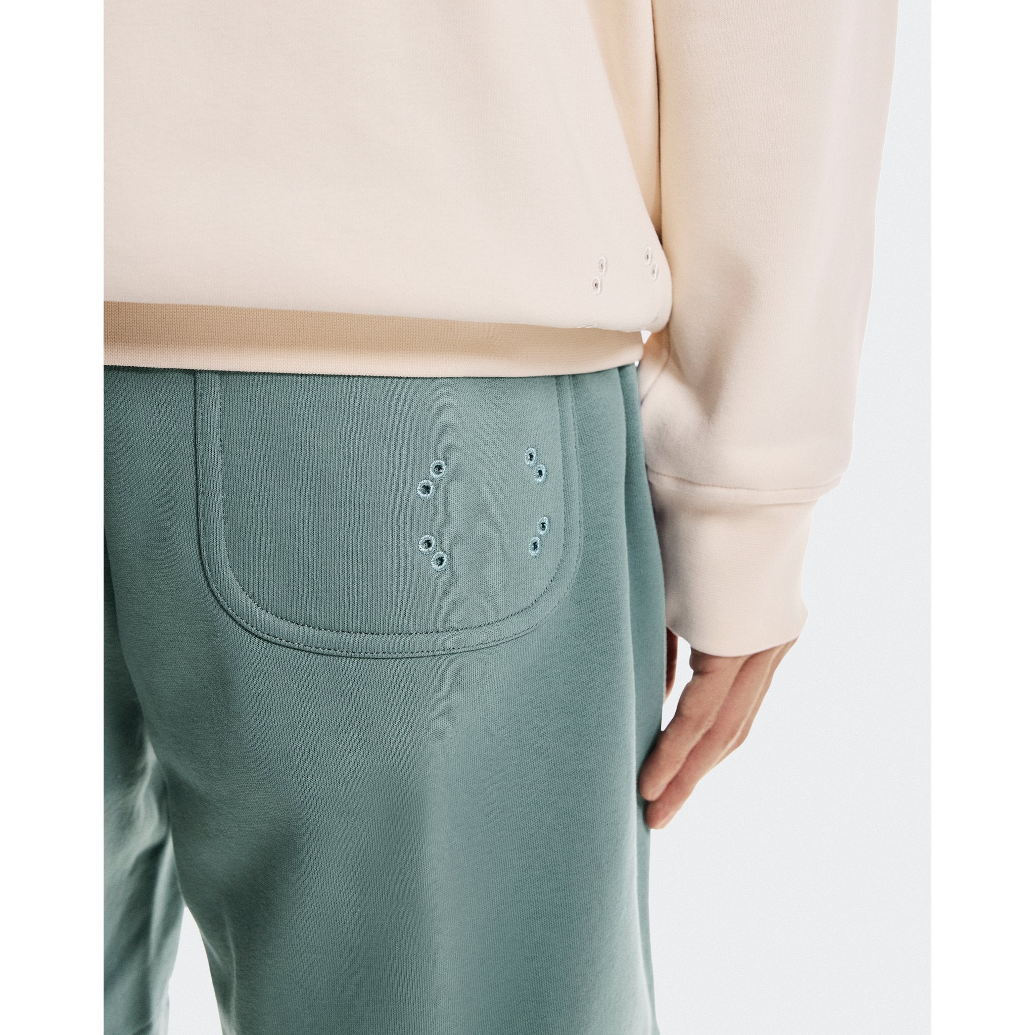 On Club Collective Shorts Tide