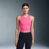 On Movement Crop Black