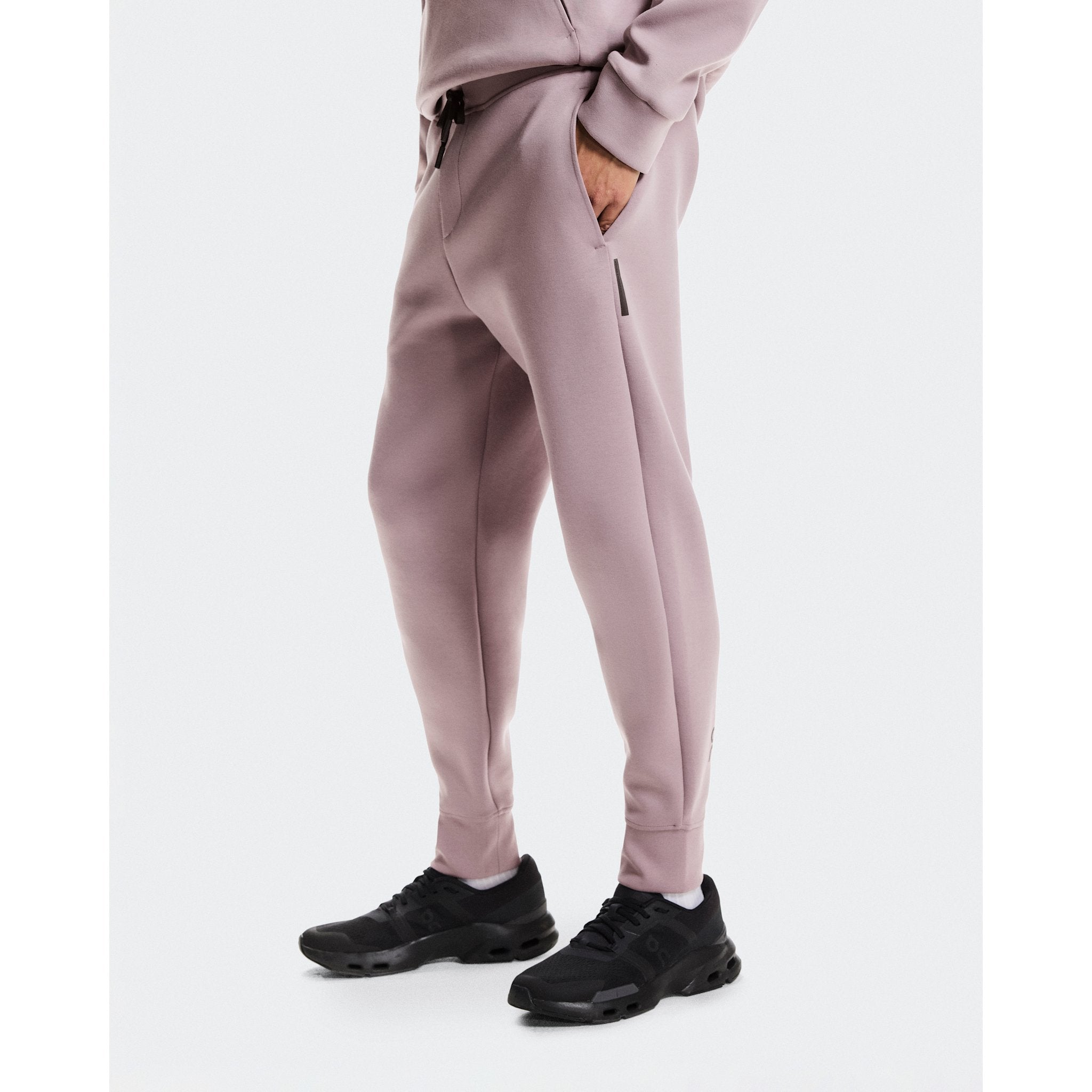 On Focus Tech Sweatpants Heron
