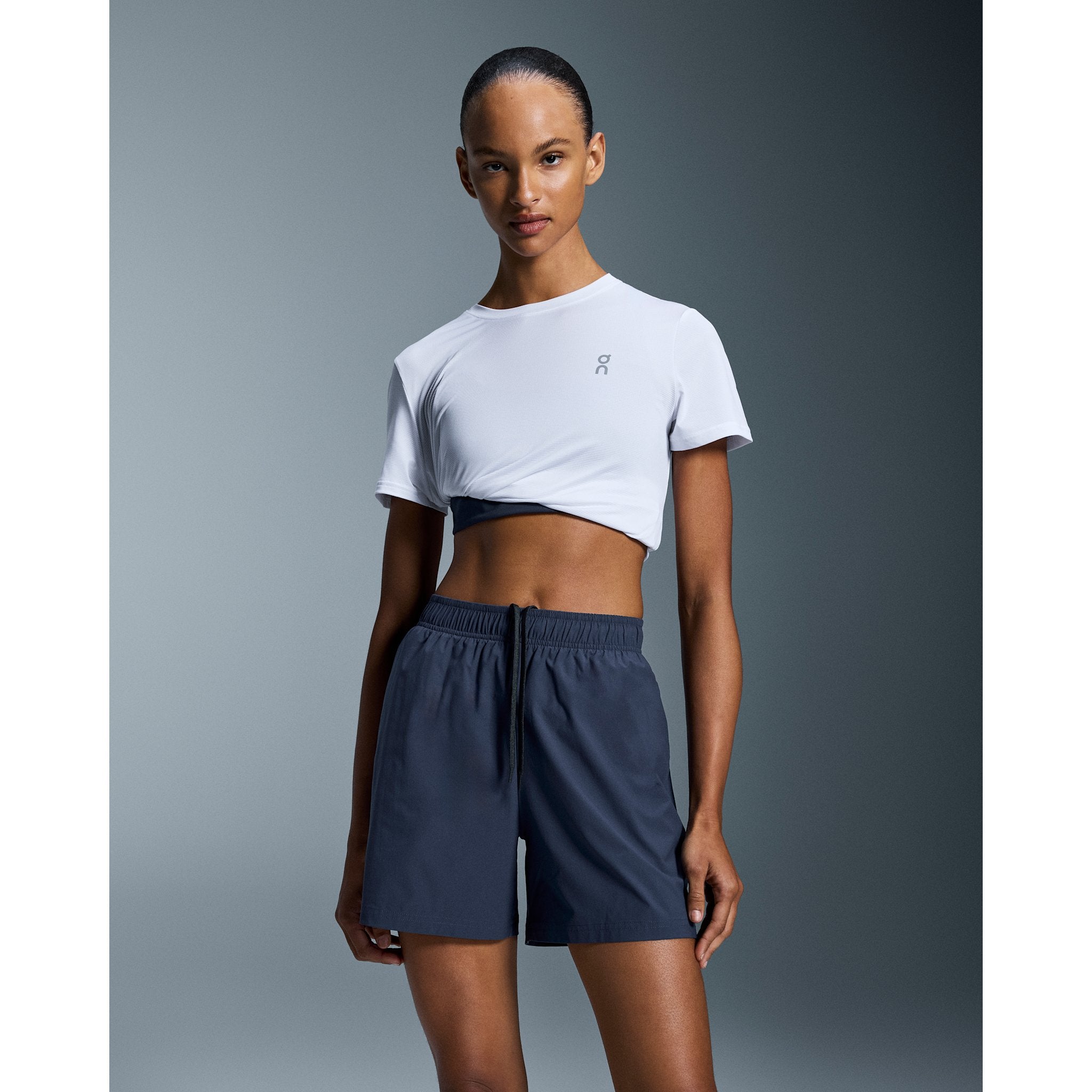 On 5" Core Shorts Midnight