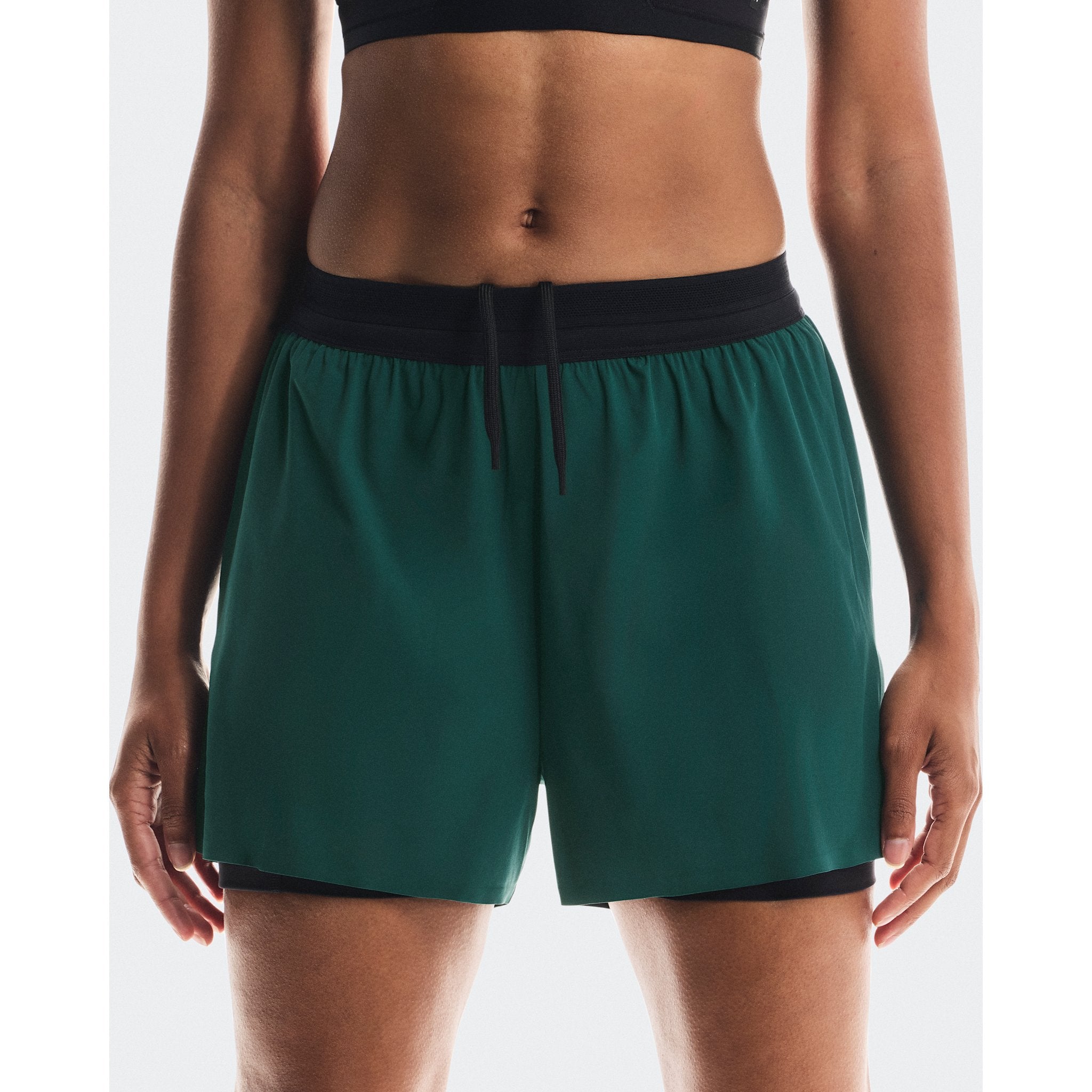 On 3" Performance 2/1 Shorts Spirulina | Black