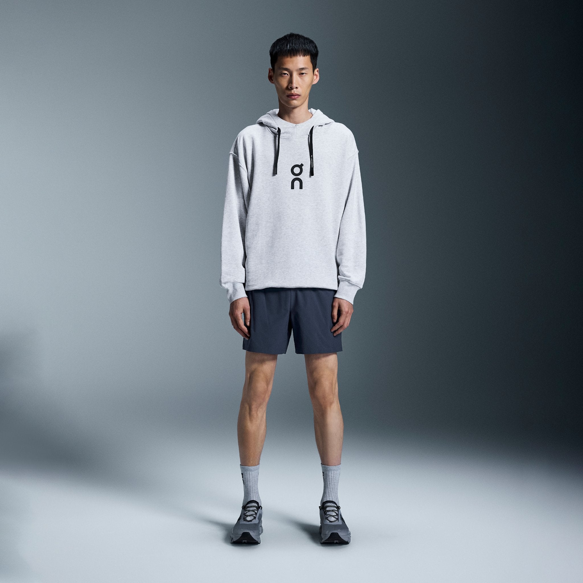 On 5" Core Shorts Midnight