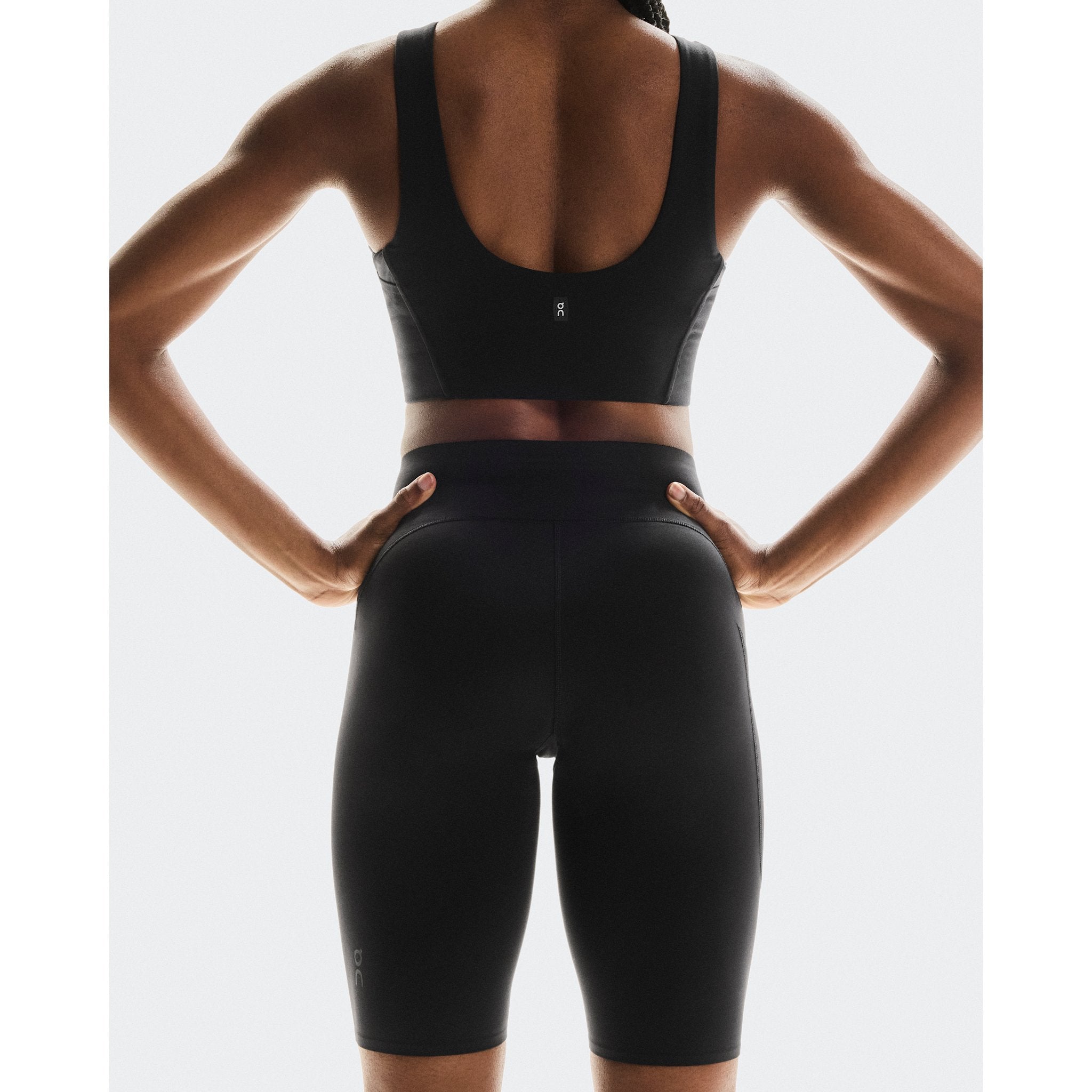 On Studio Tights Short Black