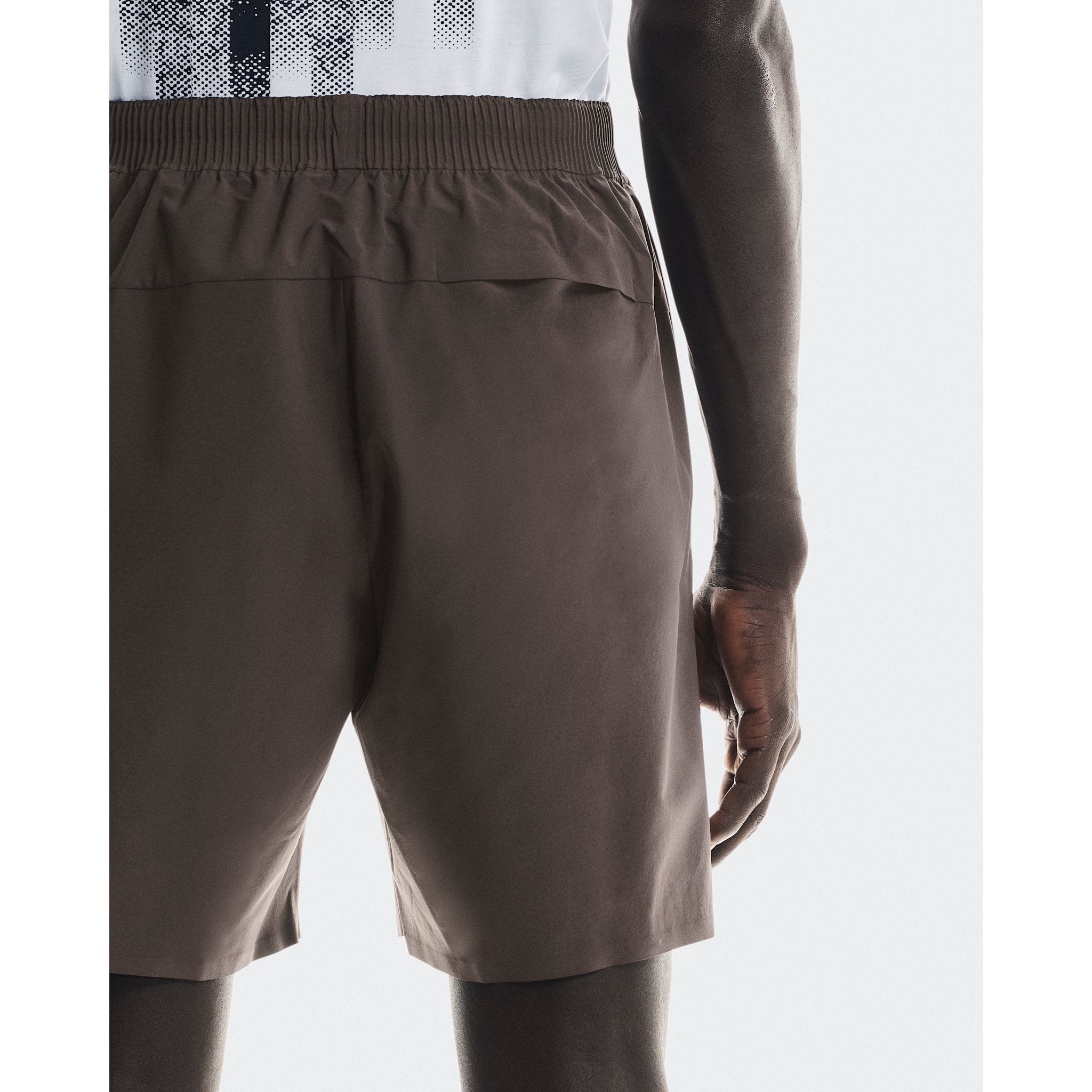 On Focus Shorts Pebble