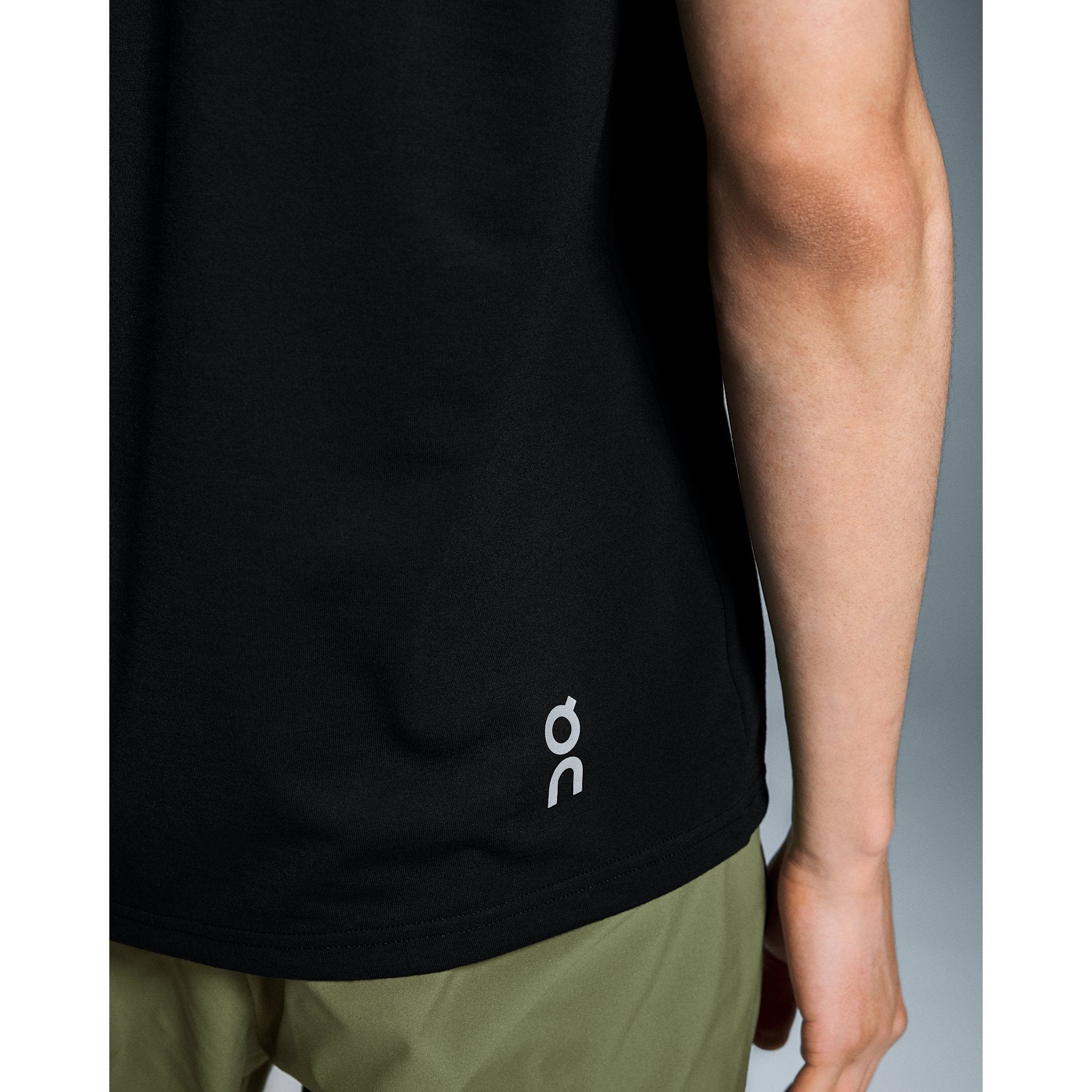On Run-T Black