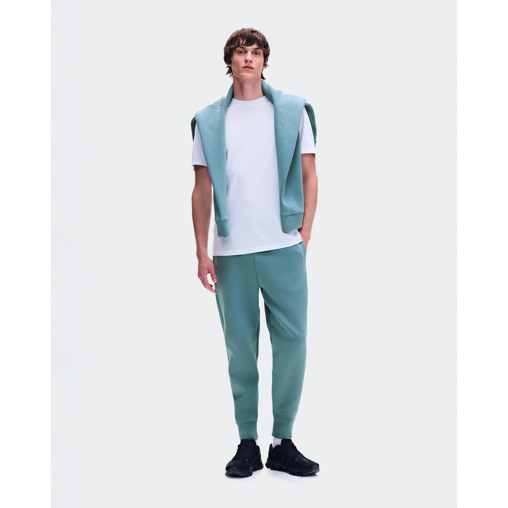 On Focus Tech Sweatpants Agave