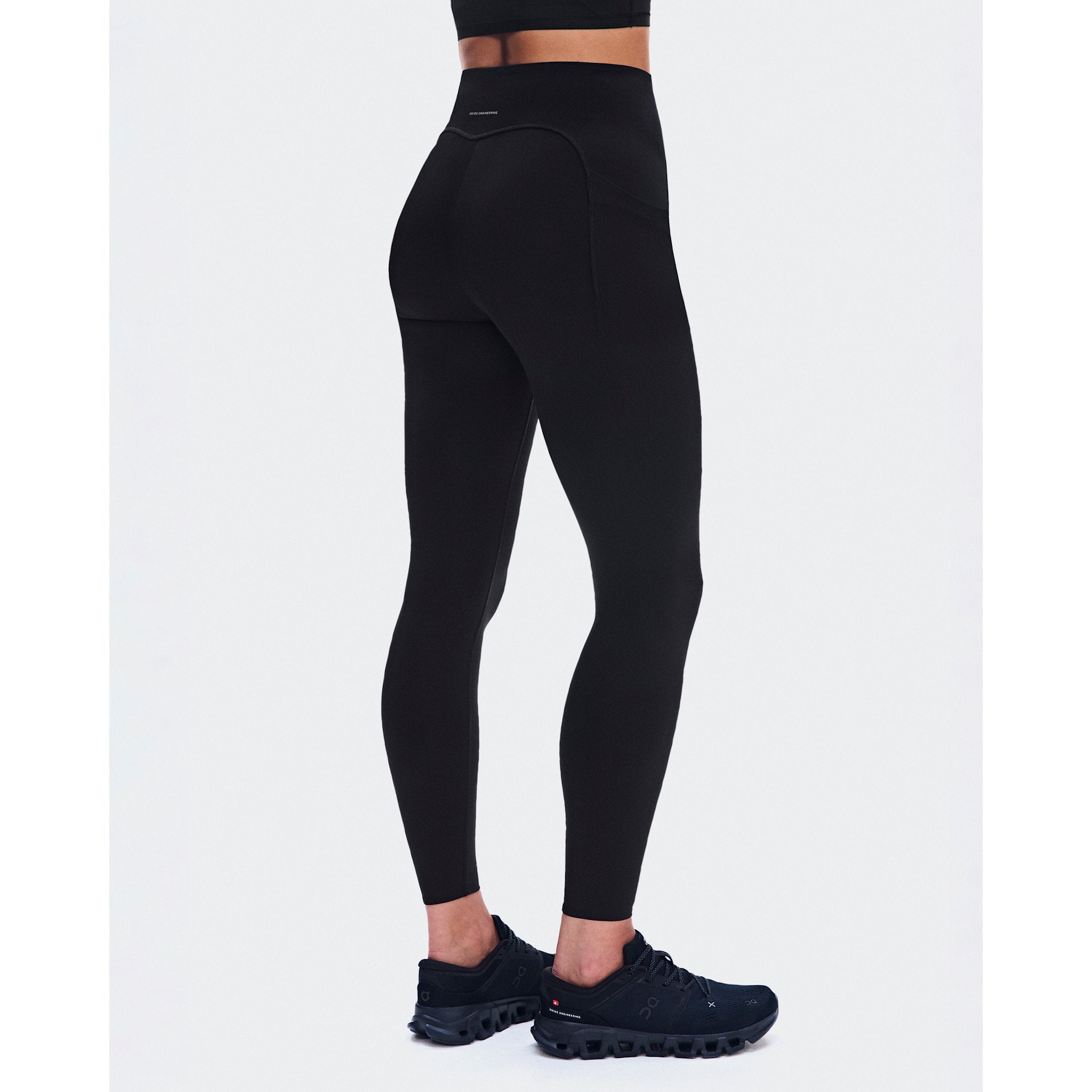 On Train Tights Black