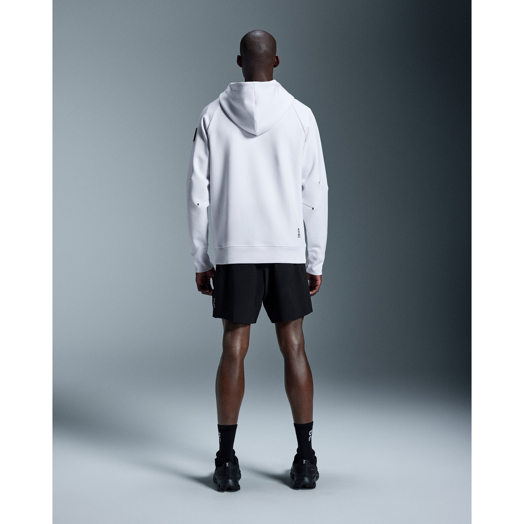 On 7" Core Shorts Black