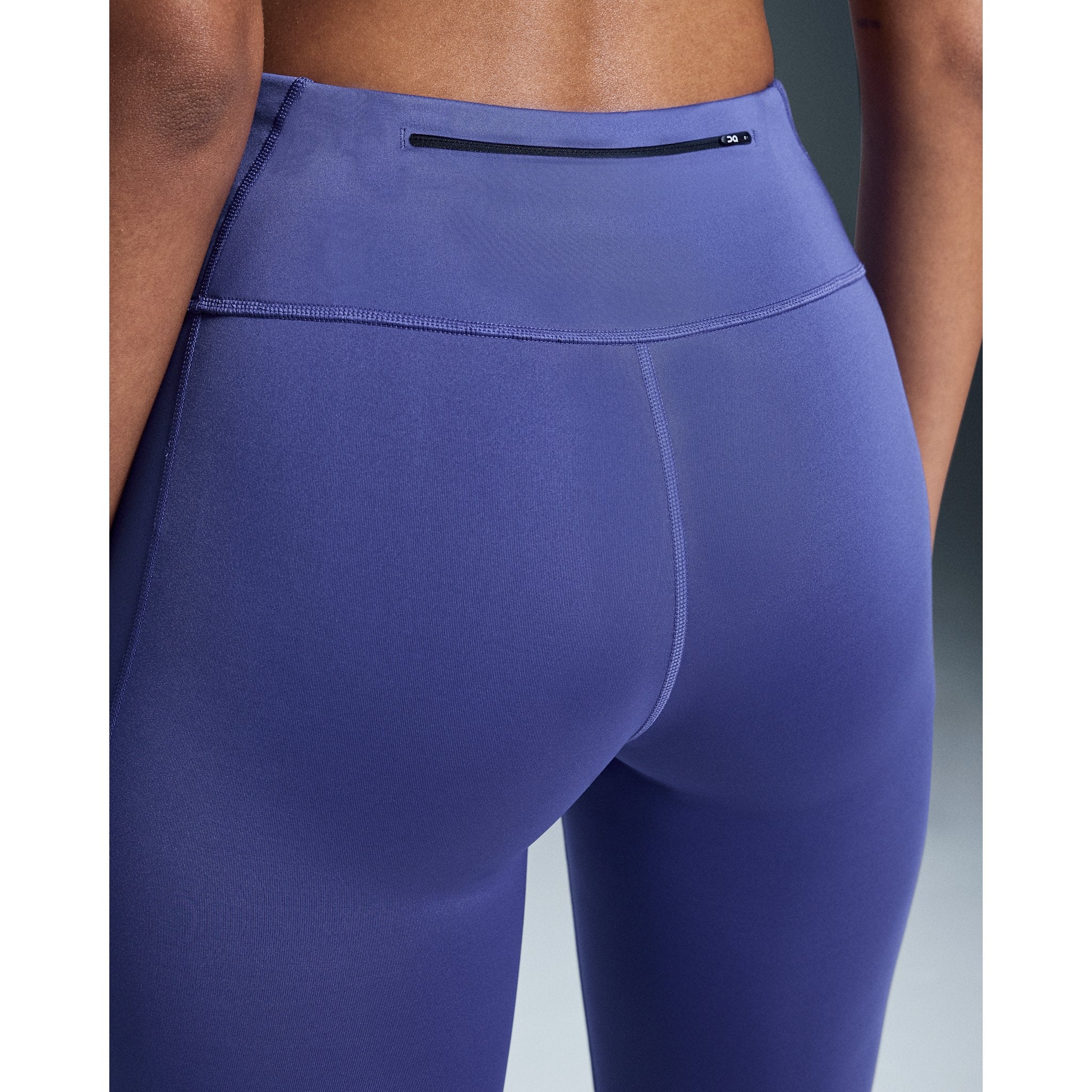 On Core Tights Iris