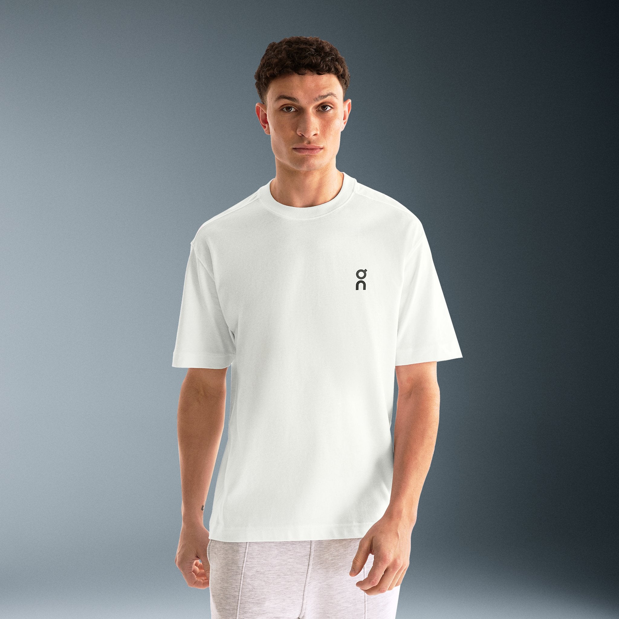 On Club-T White