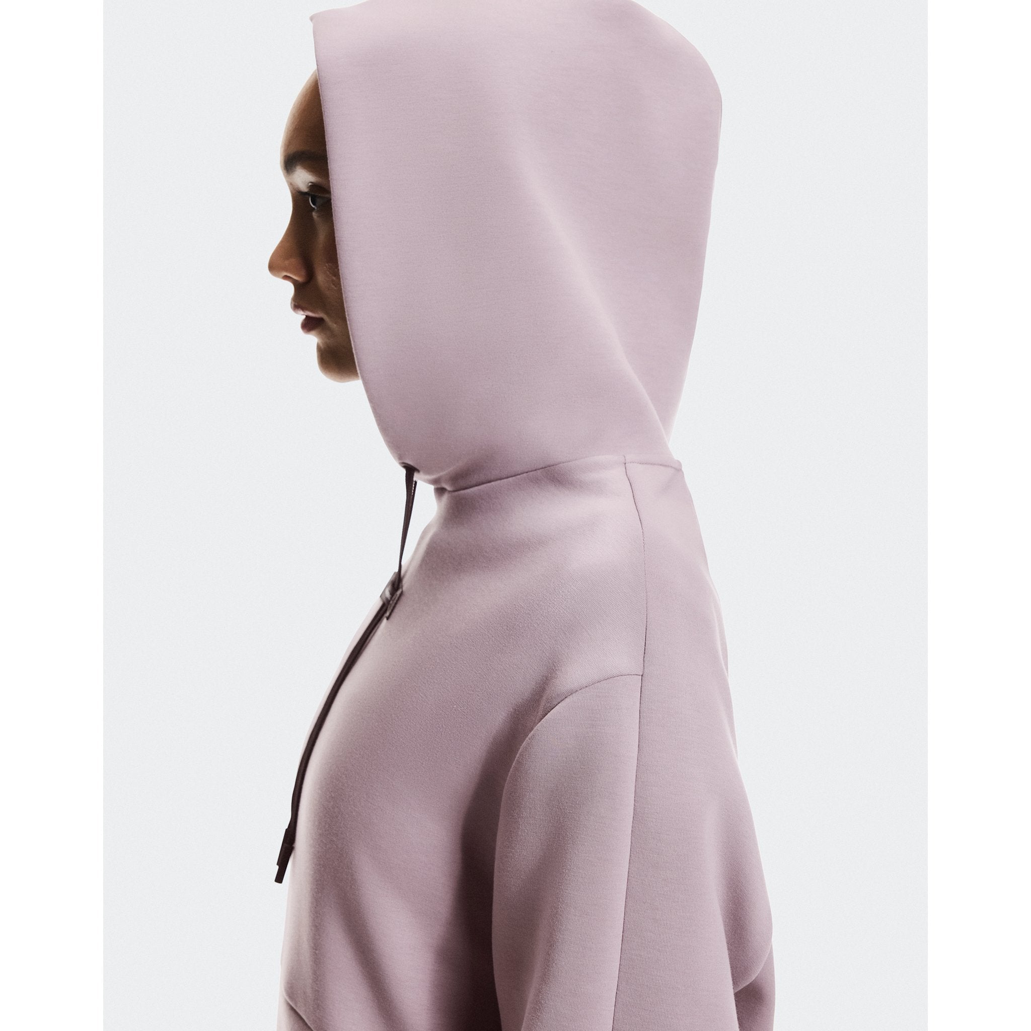 On Focus Tech Hoodie Heron